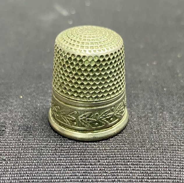 Vintage Simons Bros Company SBC Copper Nickel Zinc Thimble Size 11 USA