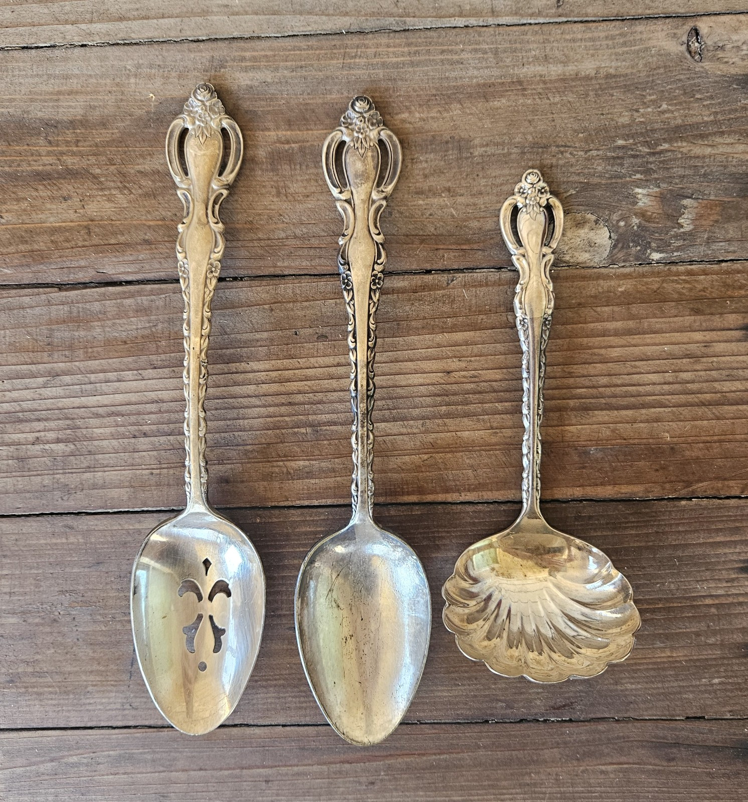 International Deepsilver Silverplate Countess Serving Spoon Gravy Laddle Set
