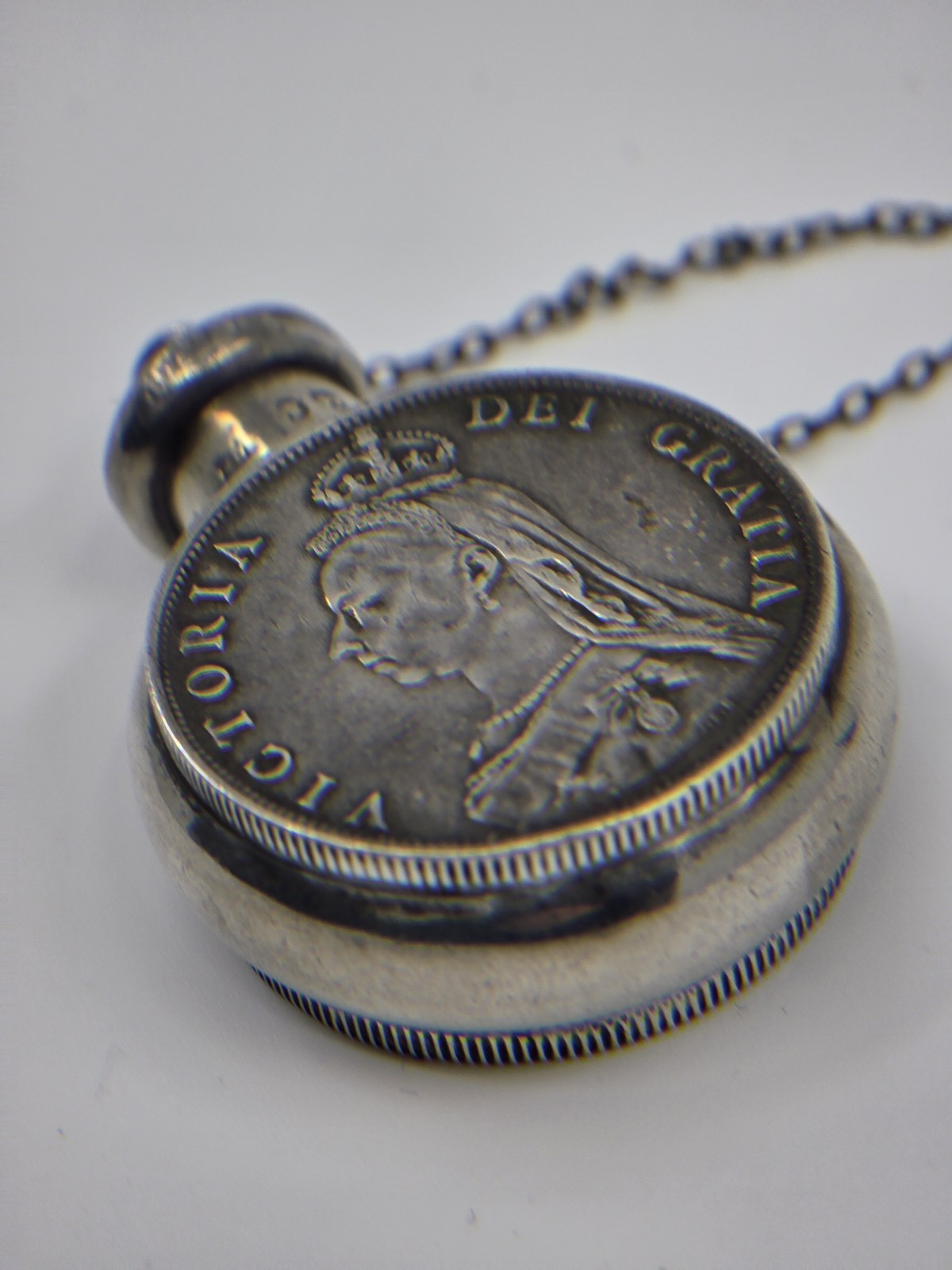 Victorian Solid Silver Scent Bottle Vinaigrette – 1887 Queen Victoria Coin Form