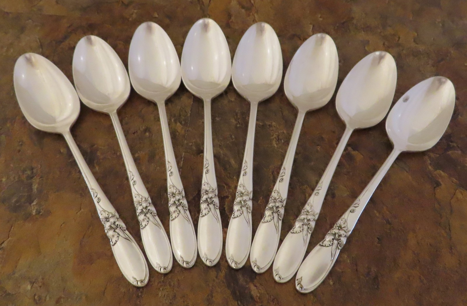 Oneida White Orchid Set 8 Soup Spoons Community Vtg Silverplate Flatware Lot E