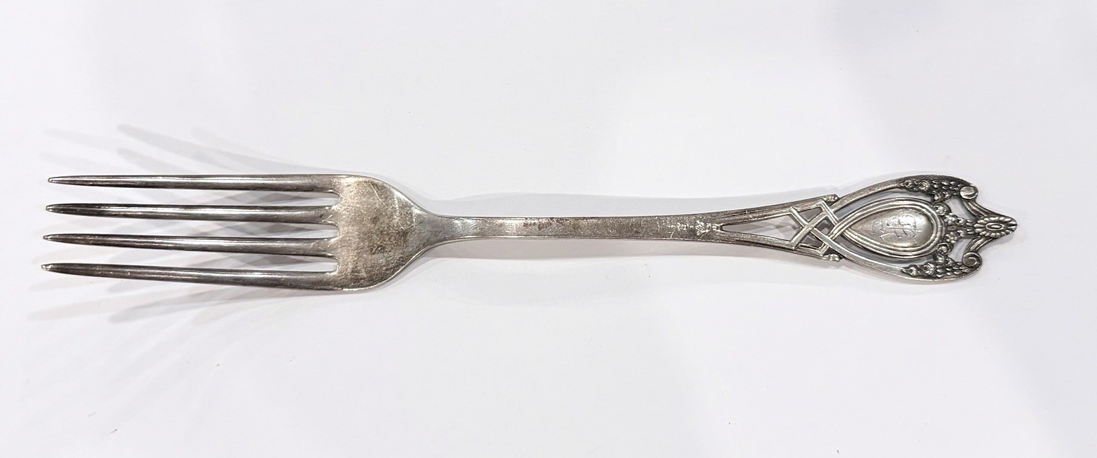 Monticello By LUNT Silver Sterling Silver Dinner Forks 7 1/4”L MONO R