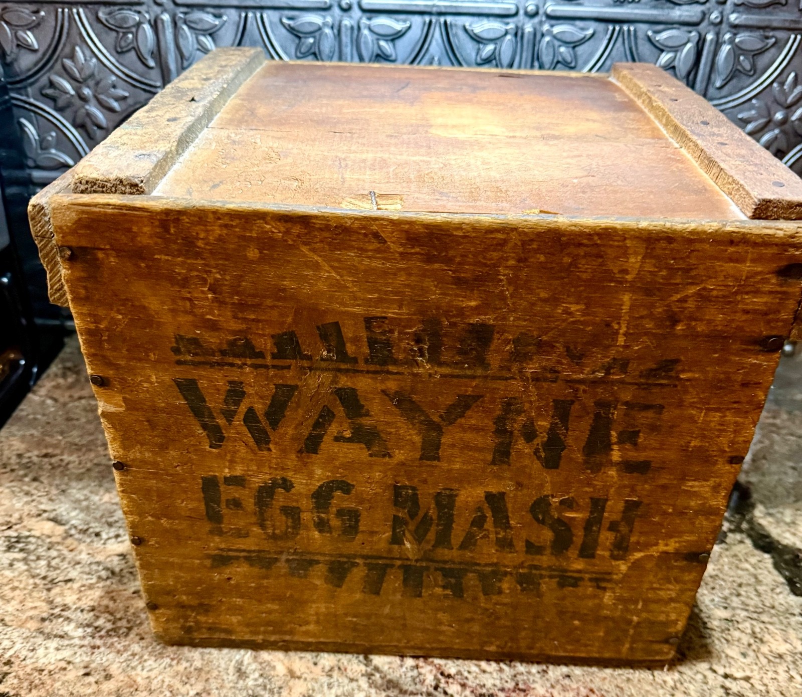 Antique/Collectible/Rare 1800’s wooden “Wayne Egg Mash” egg crate carrier