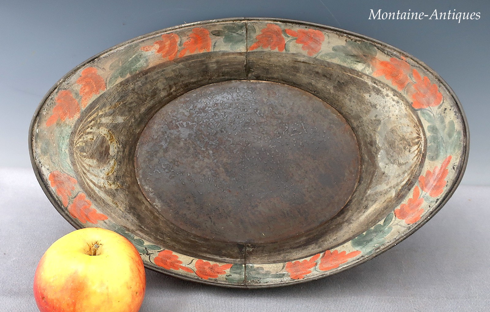 Painted Tin Tole Oval Breadpan 19th century