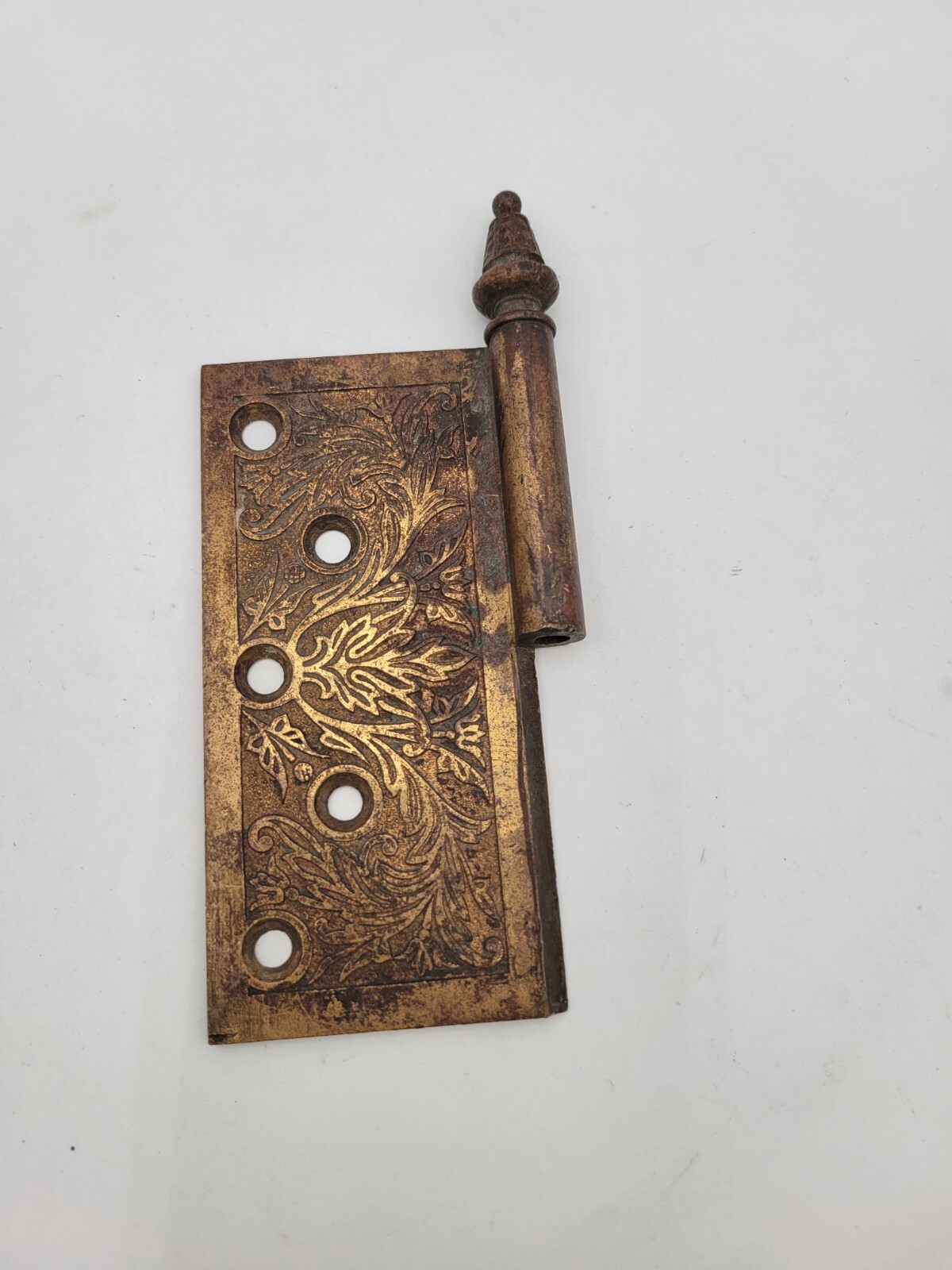ATQ 1800s Salvage Replacement Right Hand Hinge 5-1/2″ Ornate Brass Half Plate