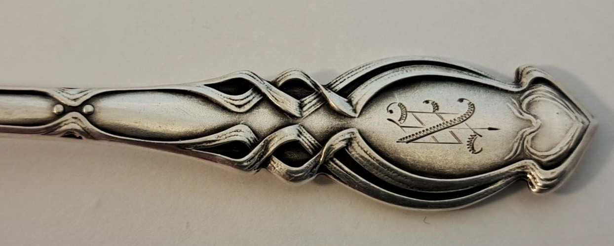 “1906” ART NOUVEAU Sterling Silver 7″ Master Butter Knife MAYER BROS Antique