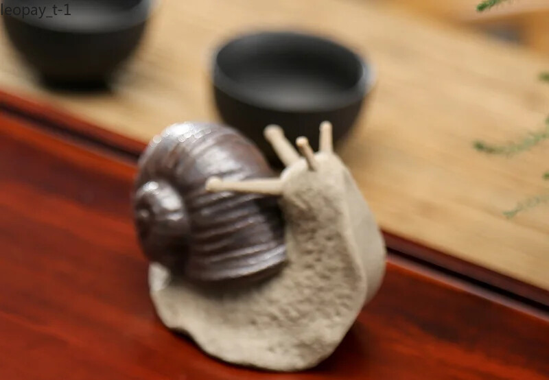 Creative Snail Tea Pet Handmade Ceramic Tea Accessories Home Desktop Ornaments