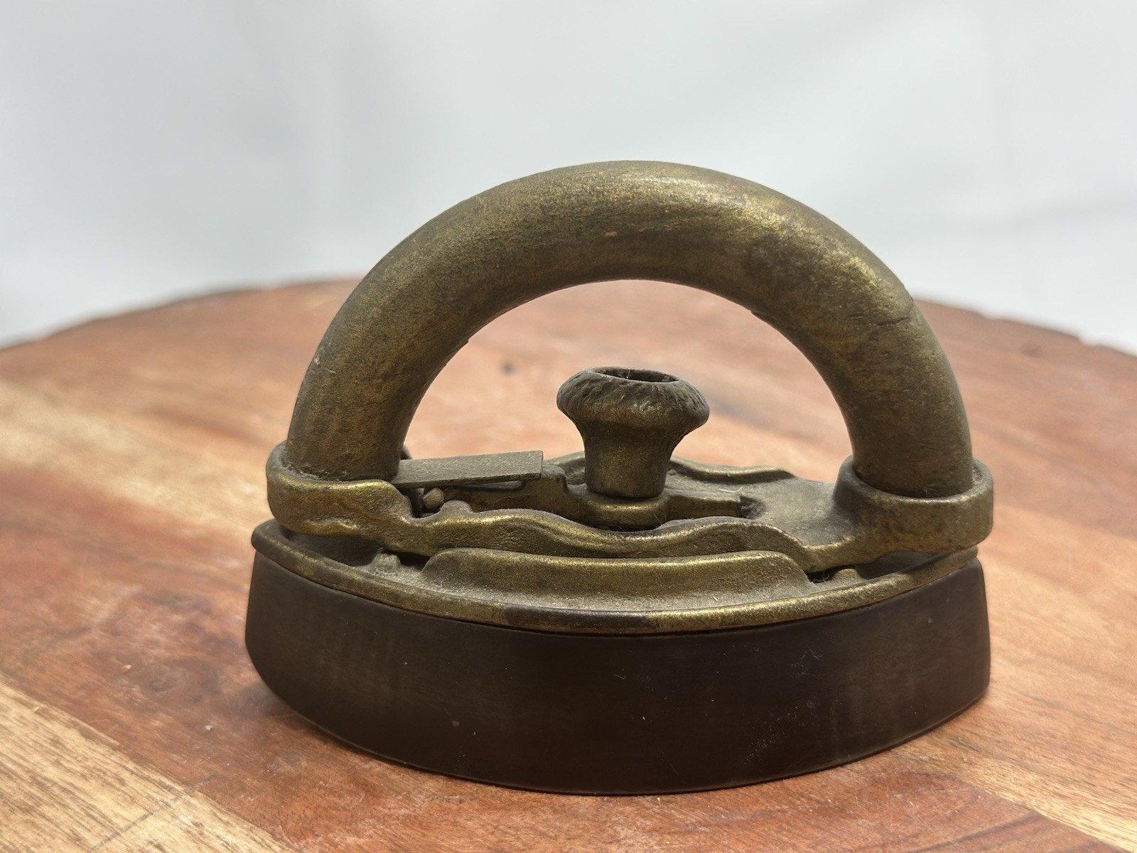 Antique Vintage Sad Iron Removable Wooden Handle Cast Iron Collectible