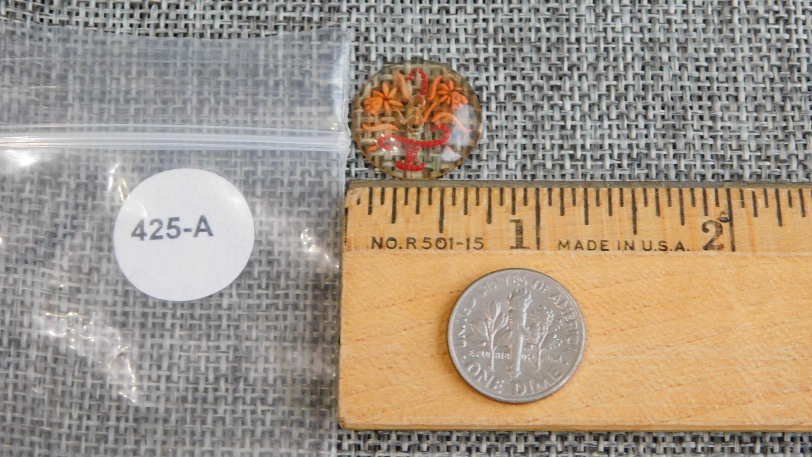 Antique Vtg Lucite Button Reverse Painted Flowers Aprx: 11/16″ #425-A
