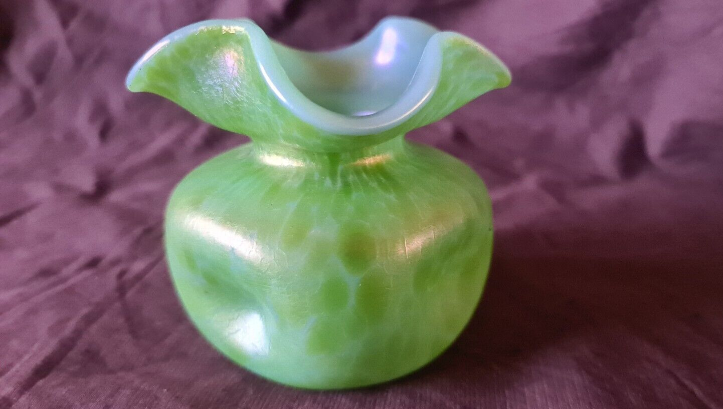 Loetz Creta Glatt Textured Green Iridescent vase – early 1900s