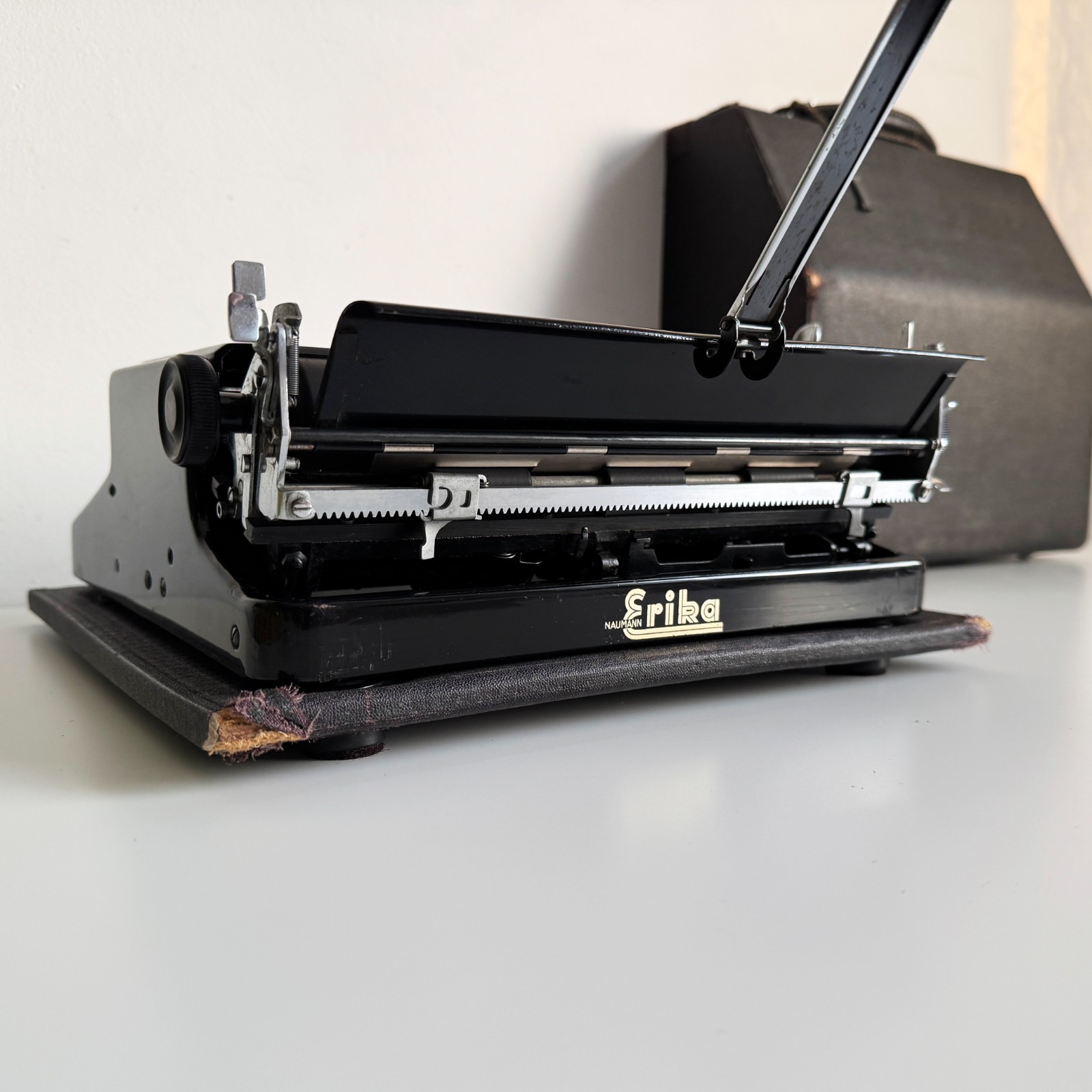 Erika 5 Typewriter | 1930s | Working | Serviced | UPS 3-Day to US/CAN