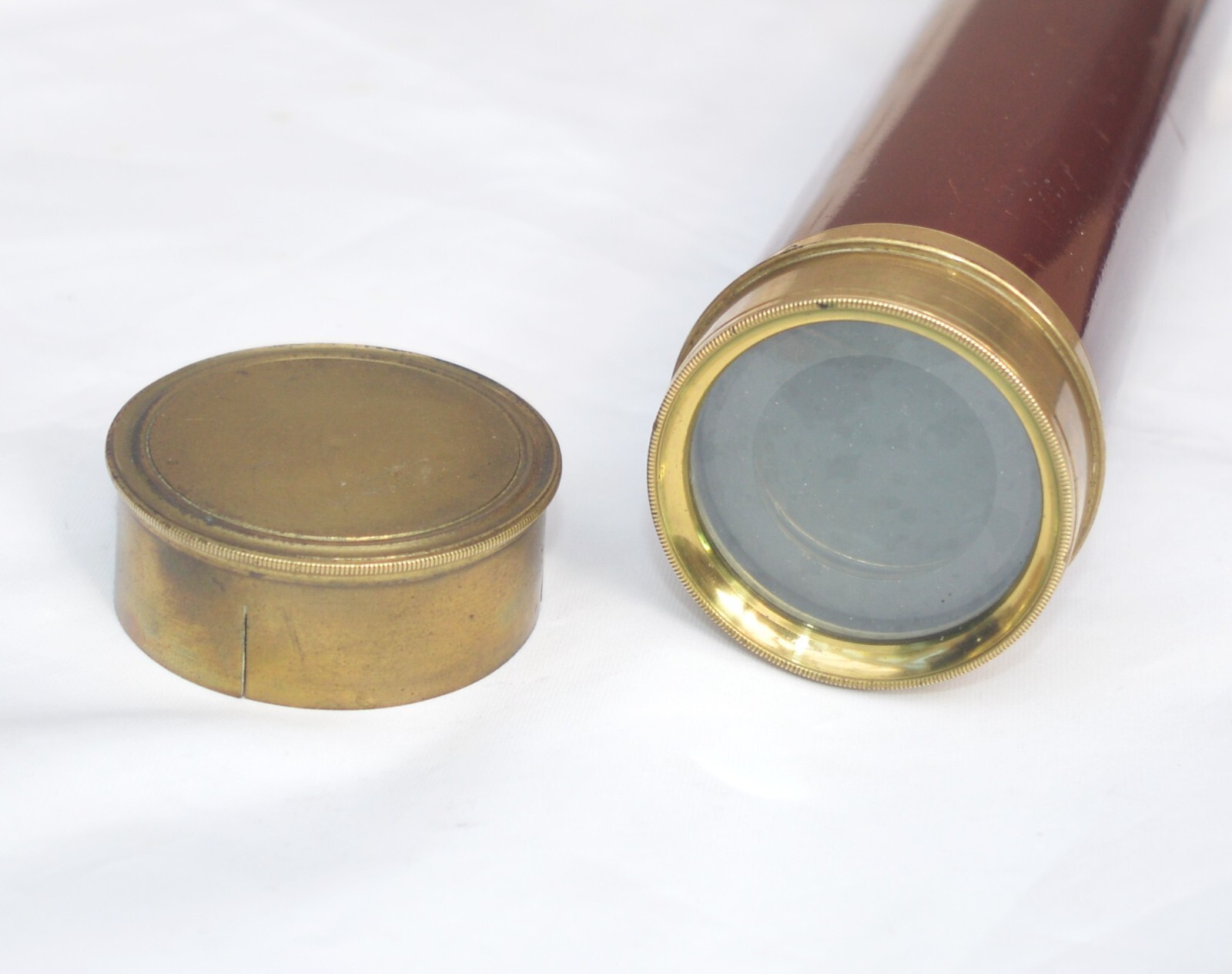 Three draw telescope & case – Cummins, 148 Leadenhall St, London.