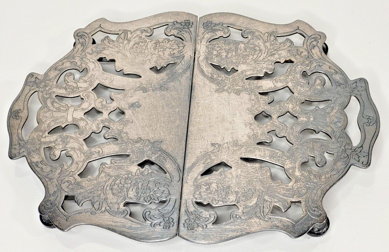 Vintage Crescent 102 Silver-plated Trivet Expands from 9″ to 11.5 inches
