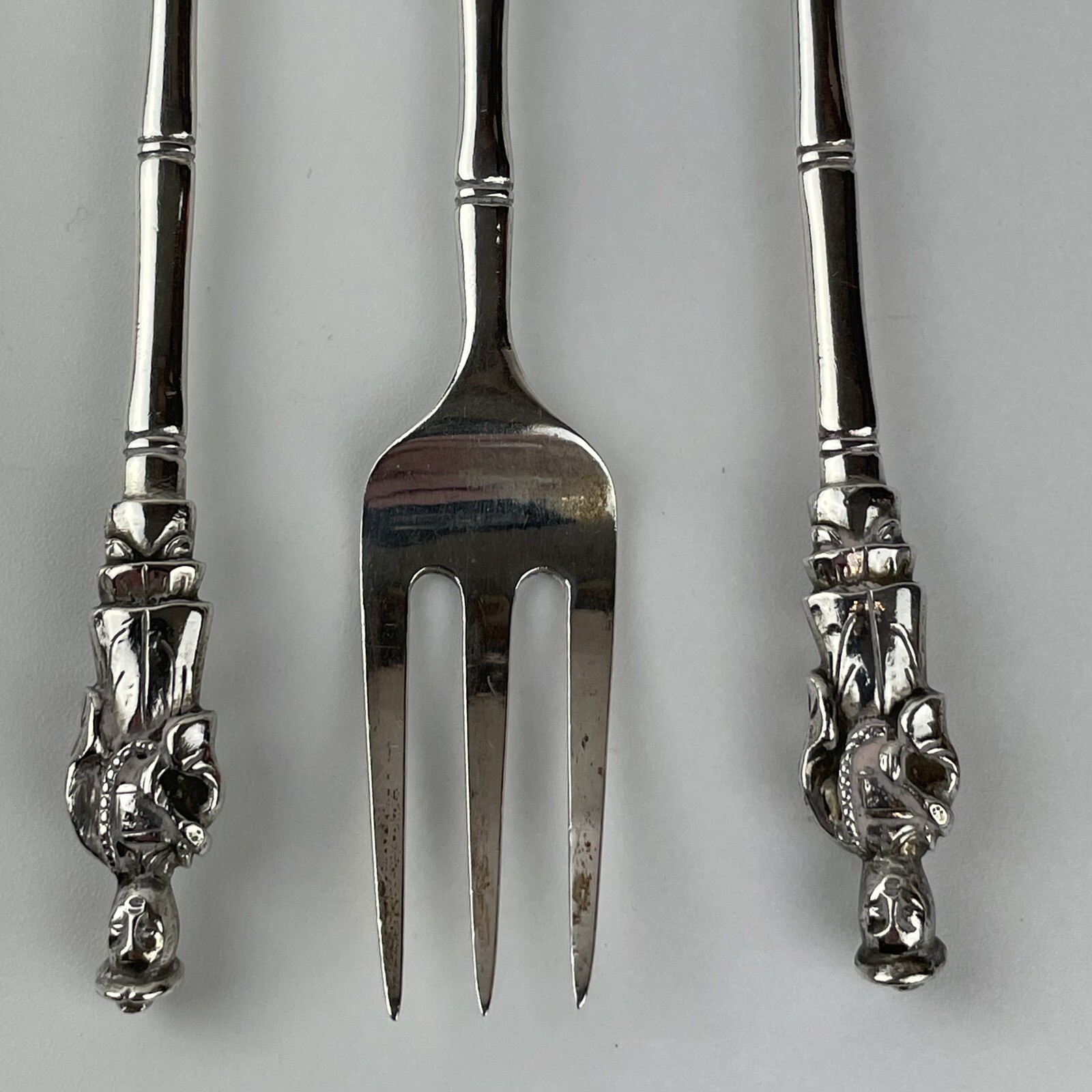 Antique Chinese Export Solid Silver 13.2cm Forks Bamboo & Figures Luen Hing