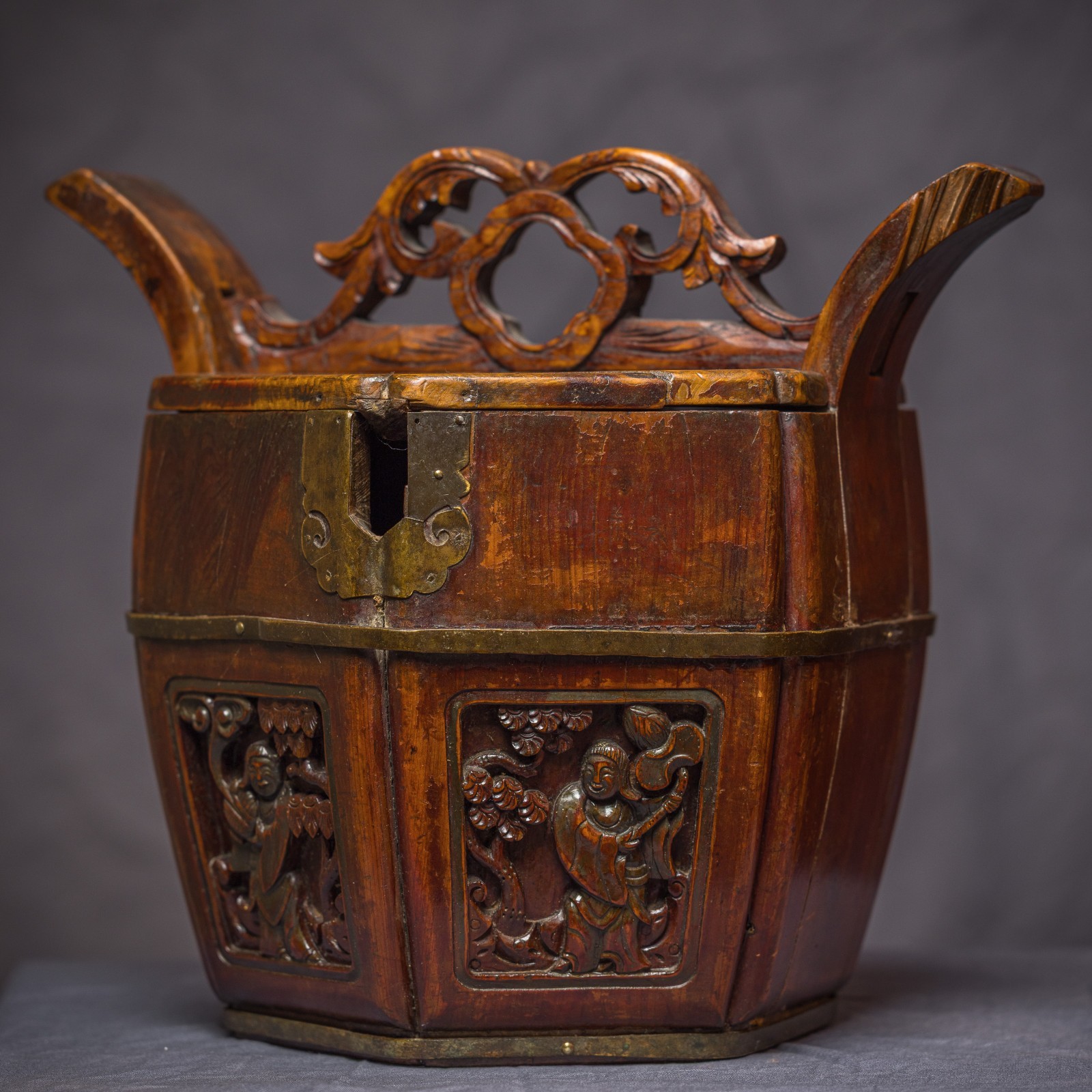Chinese Wooden Wedding Bucket w/ hand-carving details 11 1/2″ x 13″