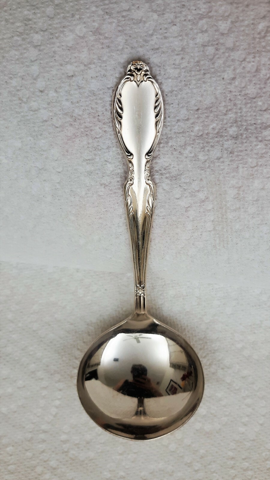 1956 INTERNATIONAL SILVER ROYAL MANOR ROGERS & BROS SOLID GRAVY LADLE VINTAGE