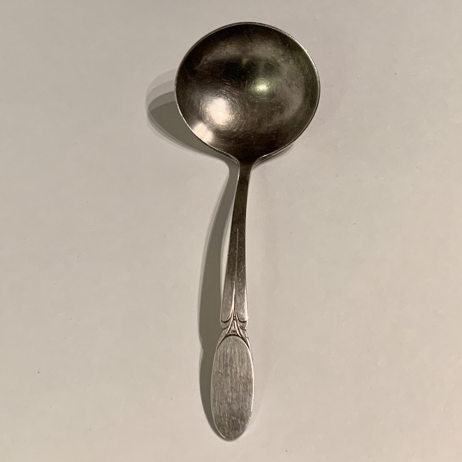 Rogers Bros 1847 International Silver 1934 Sylvia Silverplate Gravy Ladle 6 1/8”