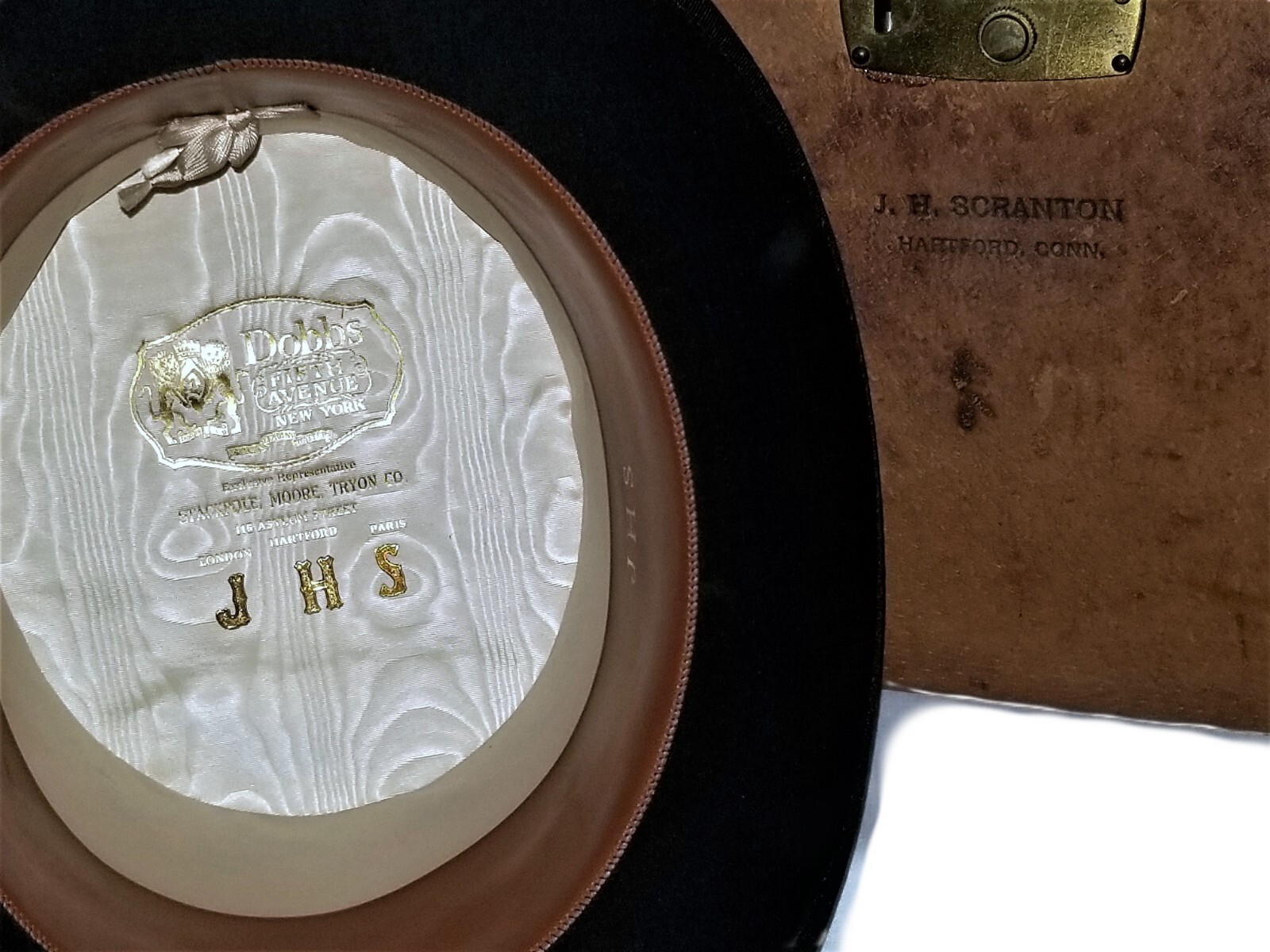 TOP HAT, Silk Brush, Leather Box, JH Scranton, Dobbs & Co, Fifth Ave, NYC, Boyle
