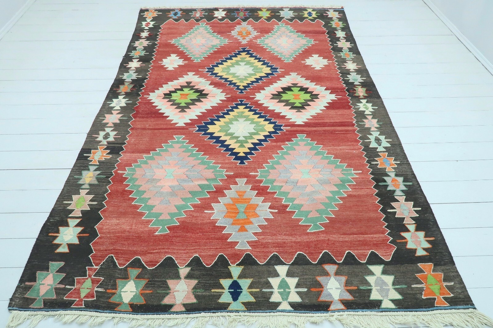 Vintage Sardes Rug, Turkish Kilim, Red Color Rug, Livingroom Rug Carpet 66″x102″