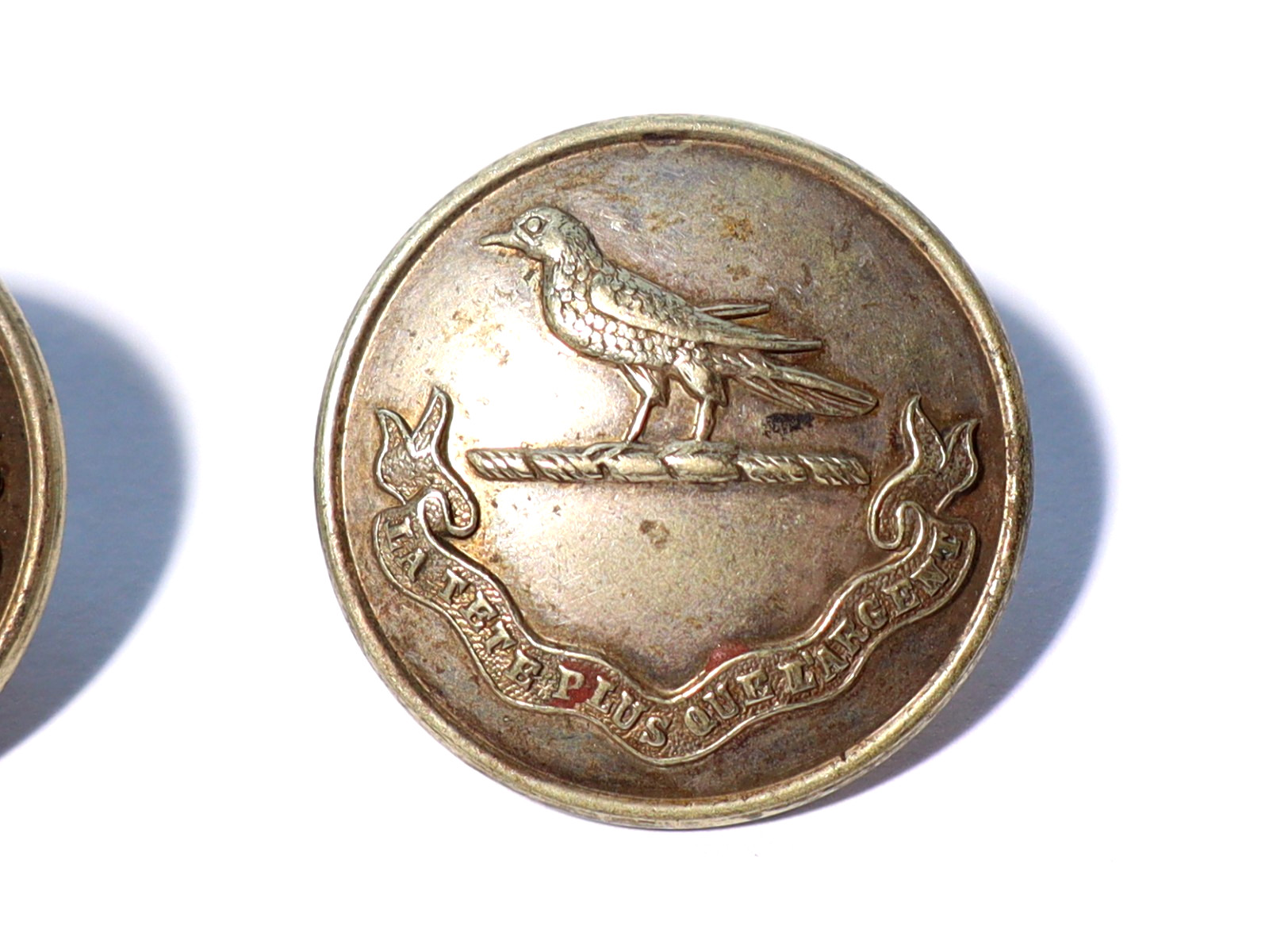 2 RAVEN Surname Family 25mm Silvered Livery Buttons BIRD & MOTTO #GT3