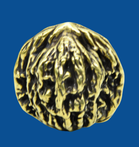 Chinese Vintage Brass Walnut – Handheld Collectible Paperweight