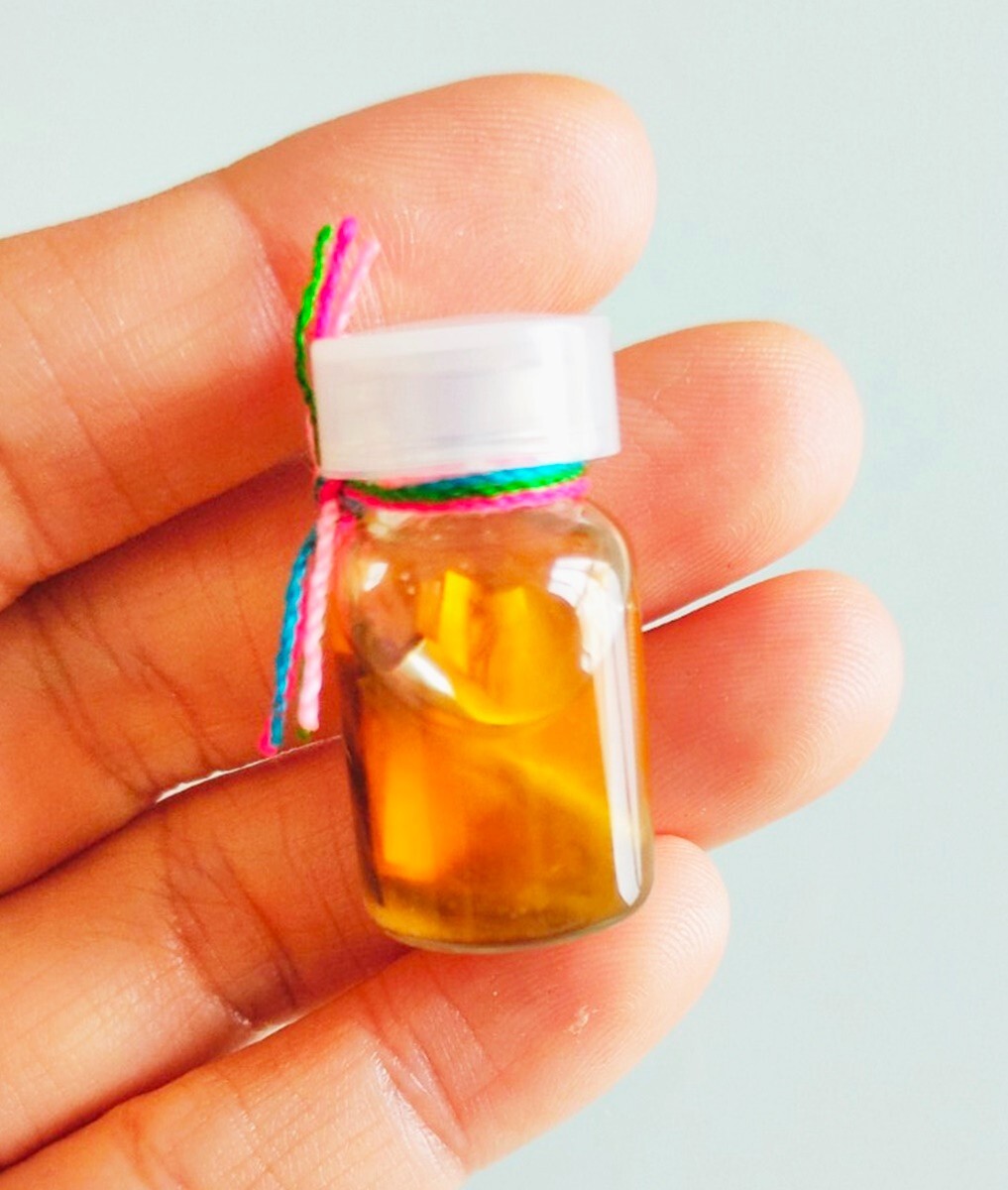 Magic Risk Luck Snake Oil Kruba Tao Amulet Thai Trade Money Business Gambling