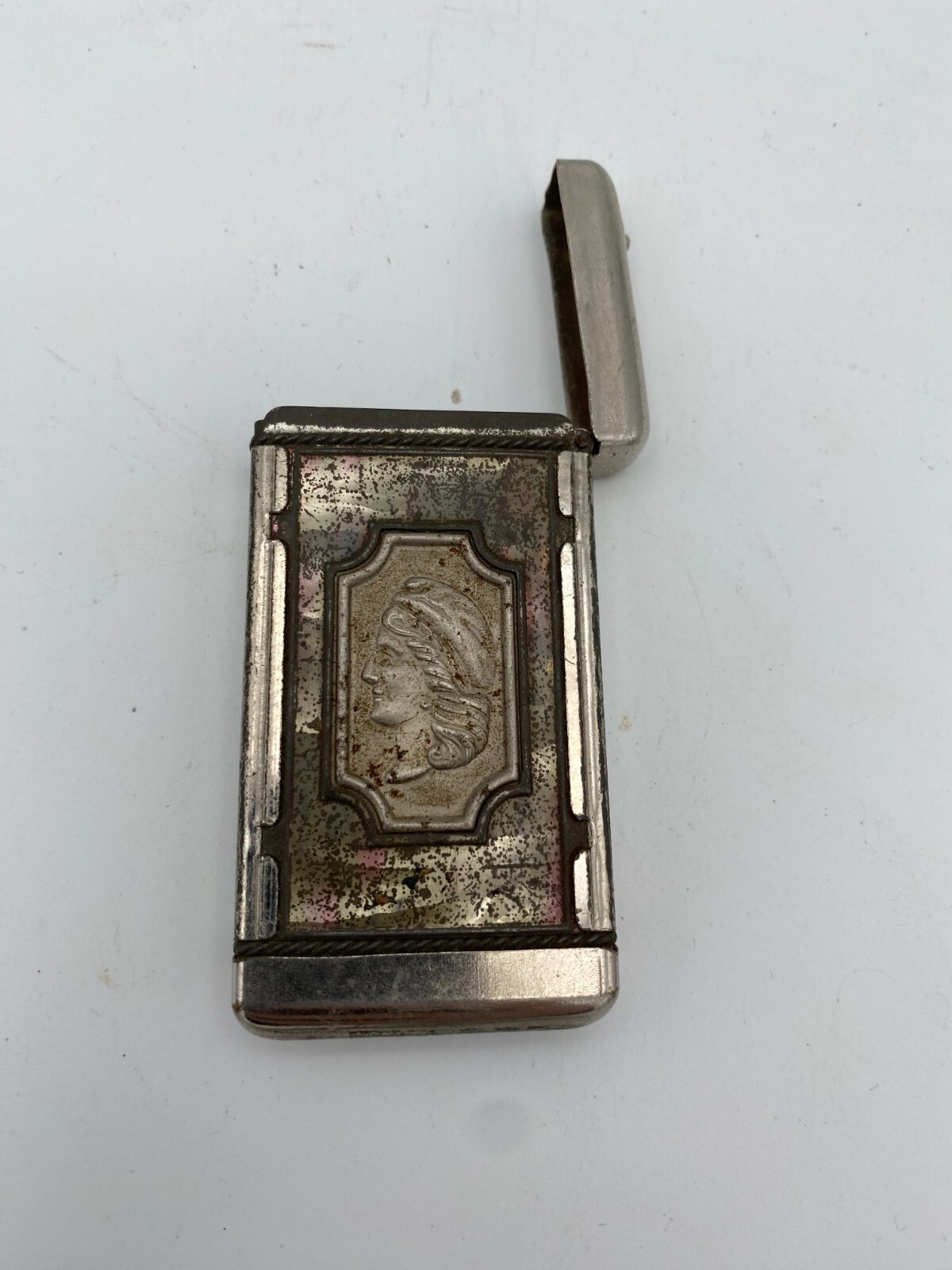 (910) ANTIQUE SILVER METAL MATCH SAFE VESTA AMERICAN FLAG CHRISTOPHER COLUMBUS ?