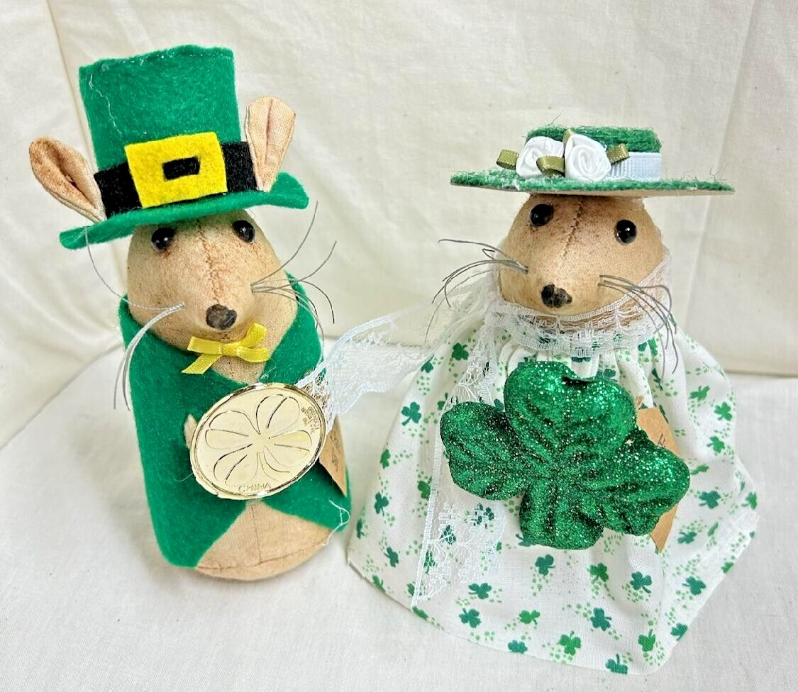 Mr. and Mrs. Mouse/St. Patrick’s Day/Shamrock/Leprechaun /Primitive/Grunged