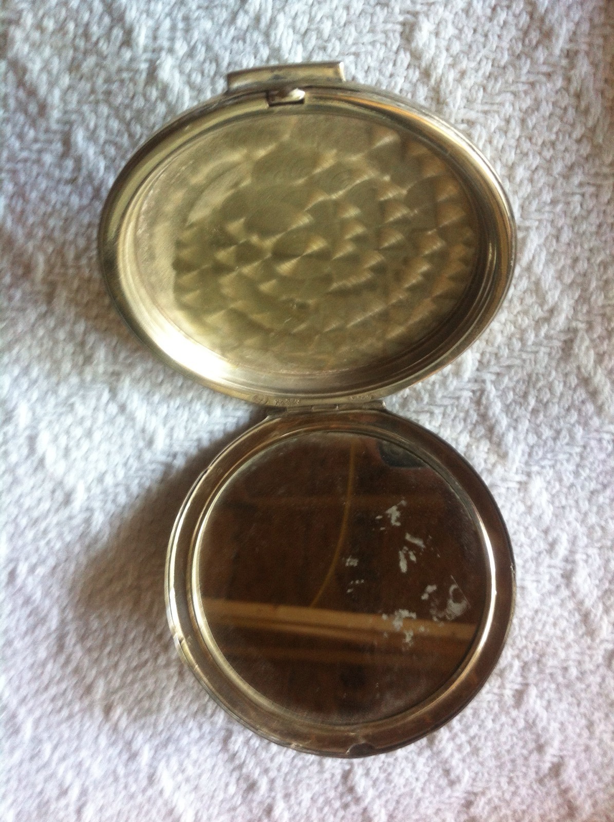 VTG” Argenta Sterling Silver Makeup Compact”Mayan Calendar Design” “L@@K”