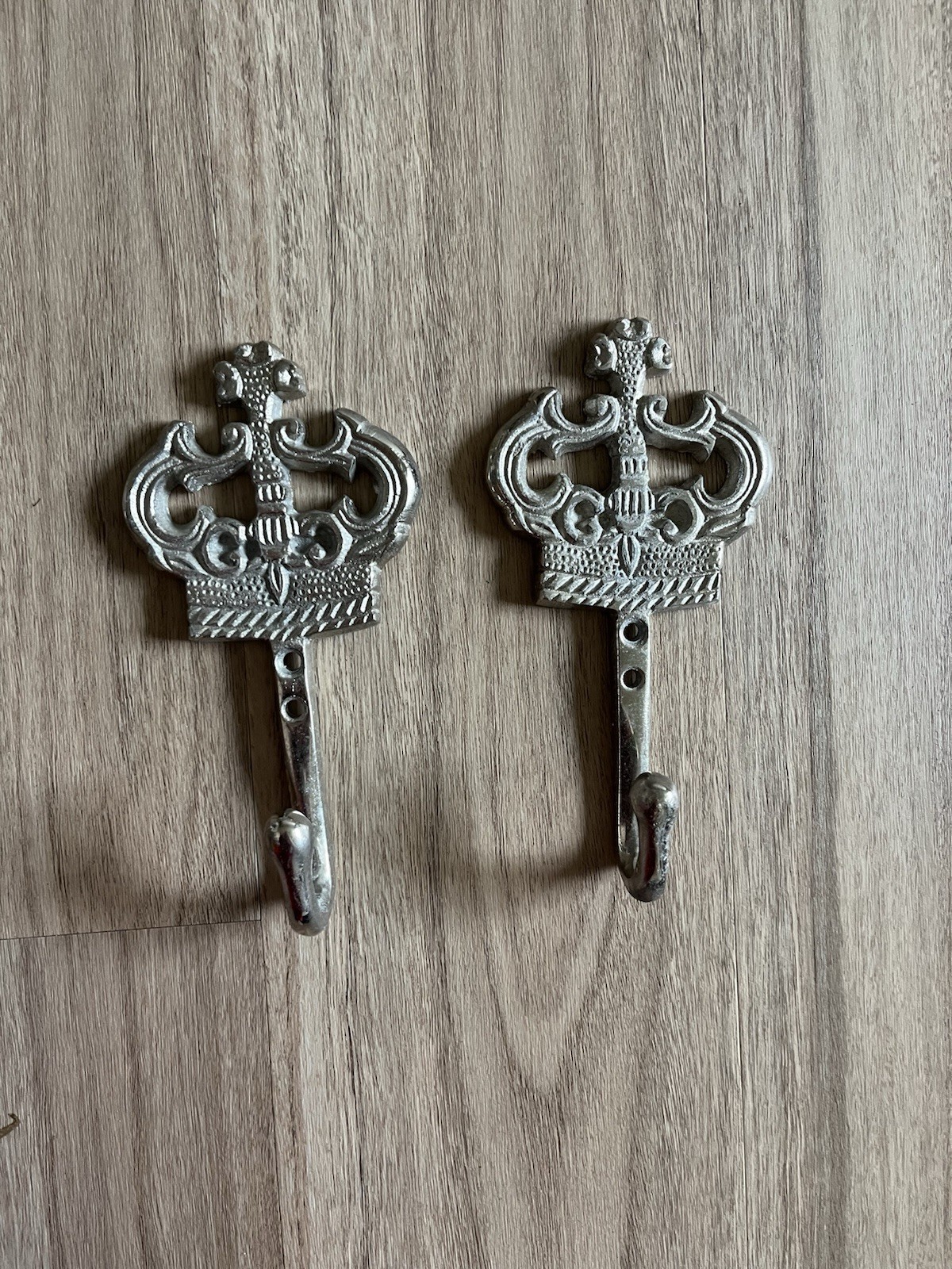 Silver Metal Crown Design Wall Hooks Pair Decorative Antique Style
