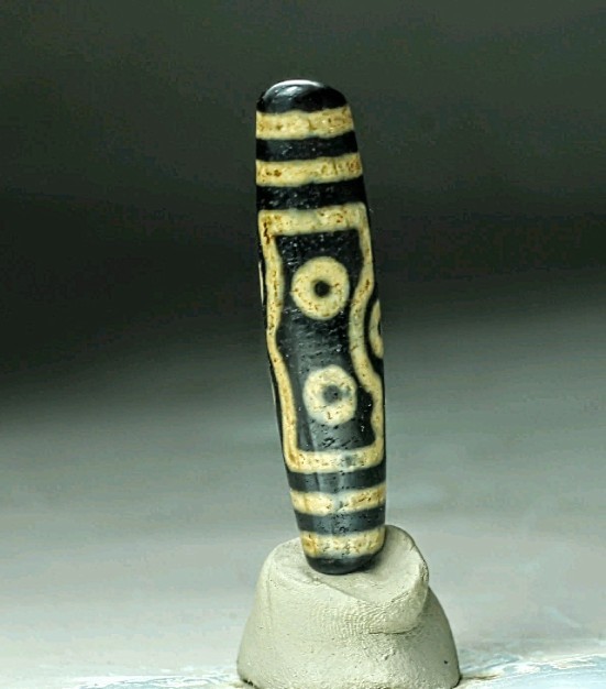 Pre-1800s Indo/Tibetan Old Agate 7 Eye Dzi Bead 13*57mm