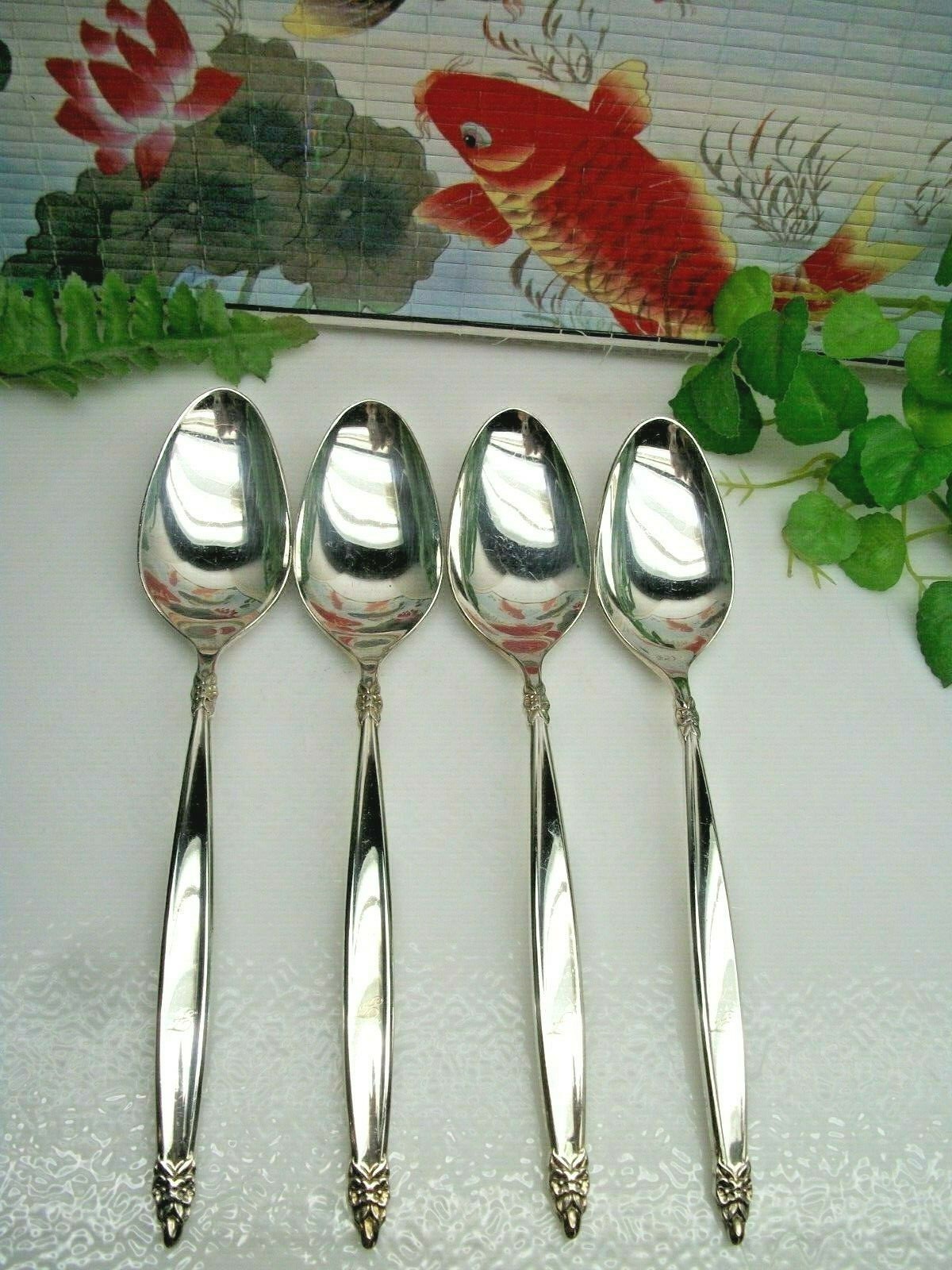 4 International 1847 Rogers GARLAND silverplate Oval Place Soup Spoons Mono F