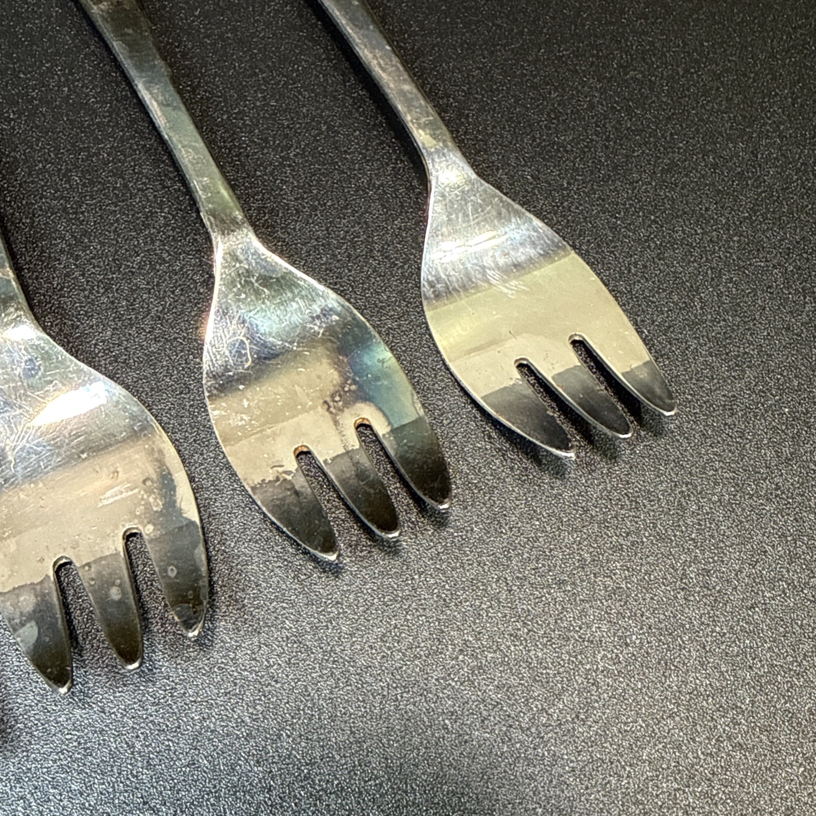 SHEFFIELD Children’s Small 5″ Fork Set/4 Silver Plated 3 PRONG ENGLAND Vintage