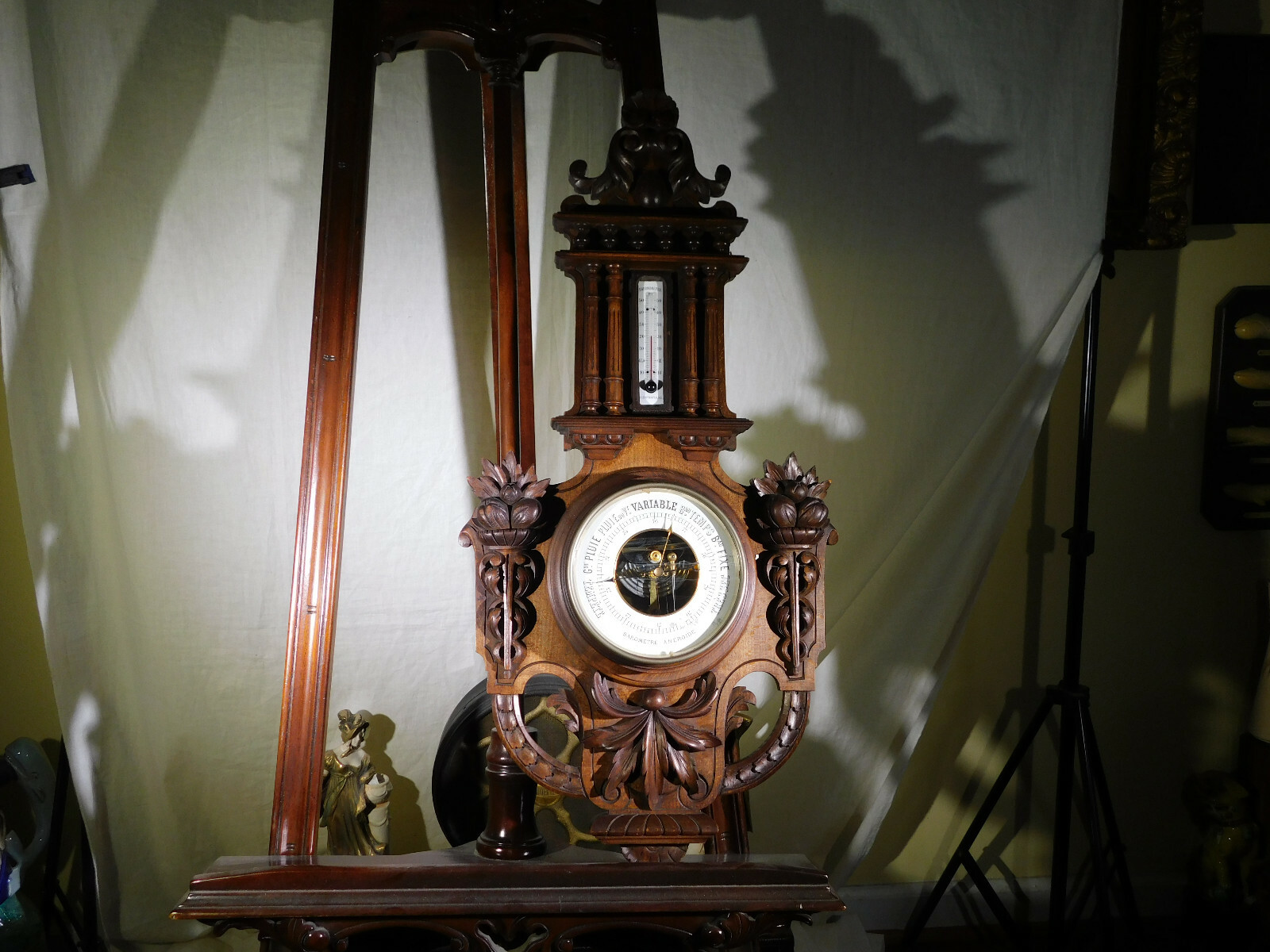 Antique French Barometre Aneroide Gde.Pluie ouVt Variable BlackForest CarvedCase