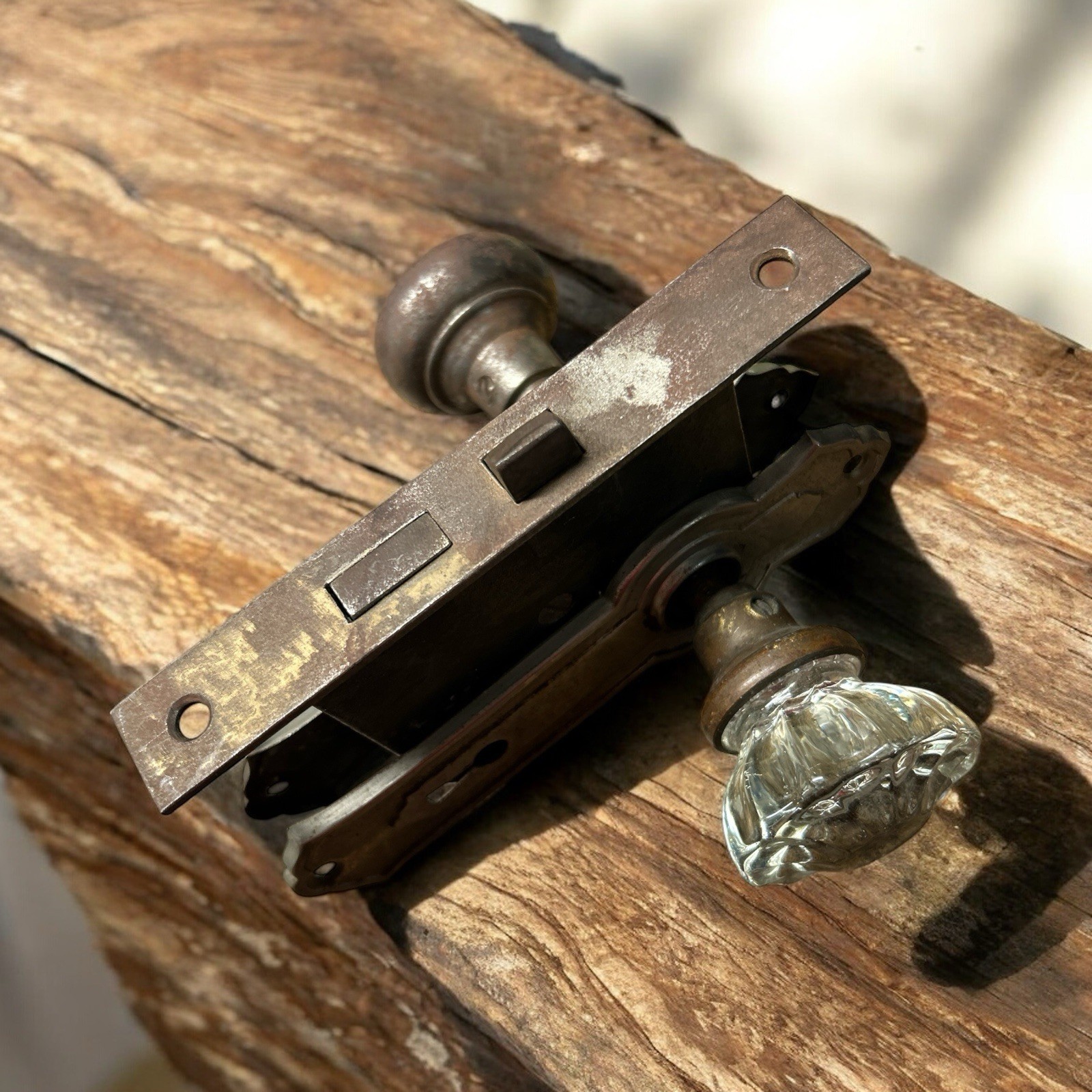 Antique Door Lockset, 2 Plates, 2 Knobs No Key