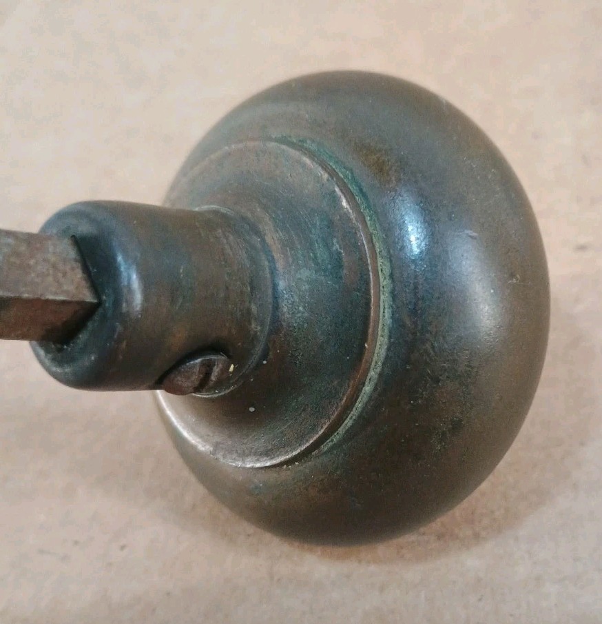 Antique Brass Concentric Ring Door Knob Set w/ Spindle Vintage Radial Design