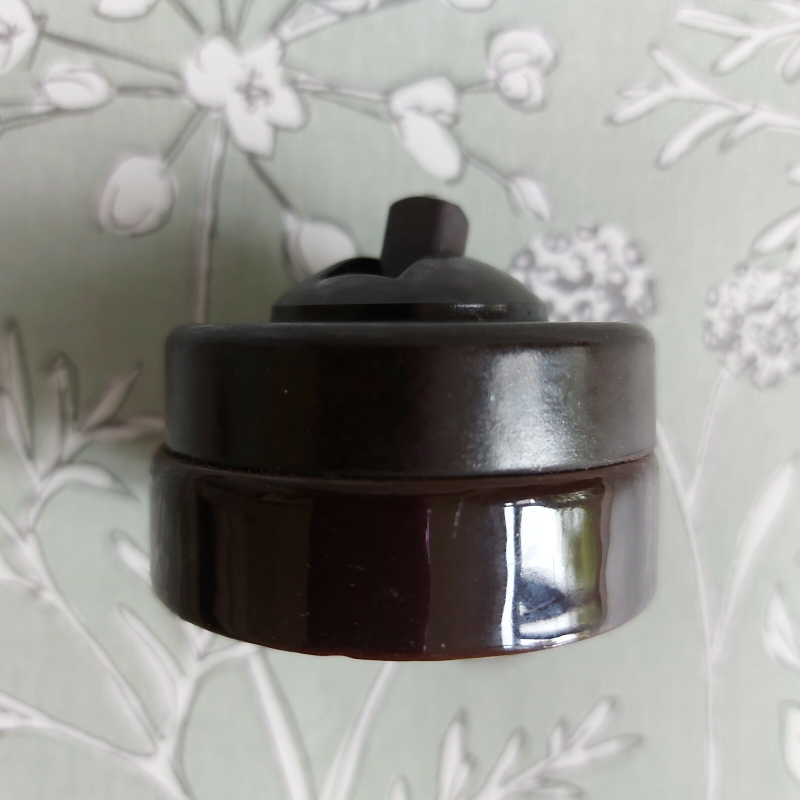 ANTIQUE ART DECO CERAMIC BAKELITE DOLLY LIGHT SWITCH CRABTREE MADE IN ENGLAND