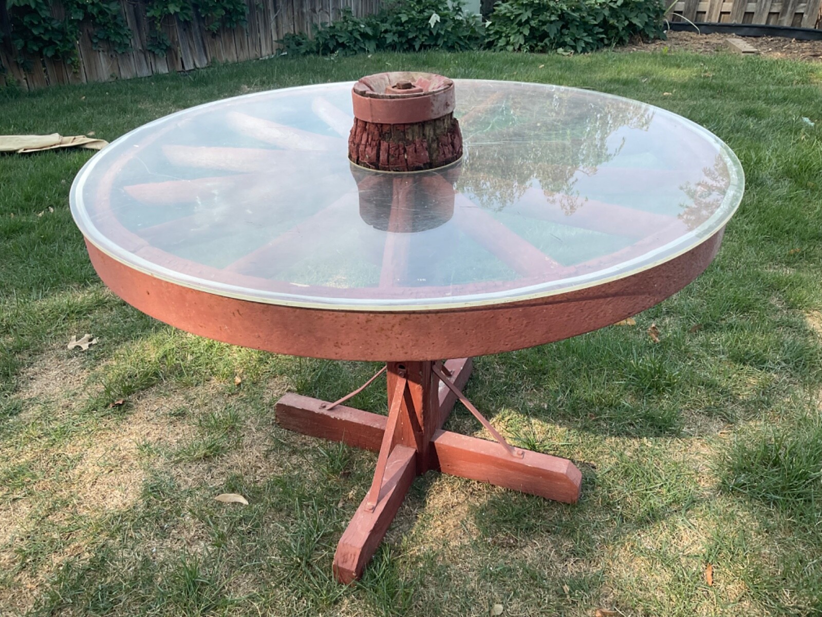 Wagon Wheel table, Lincoln Nebraska