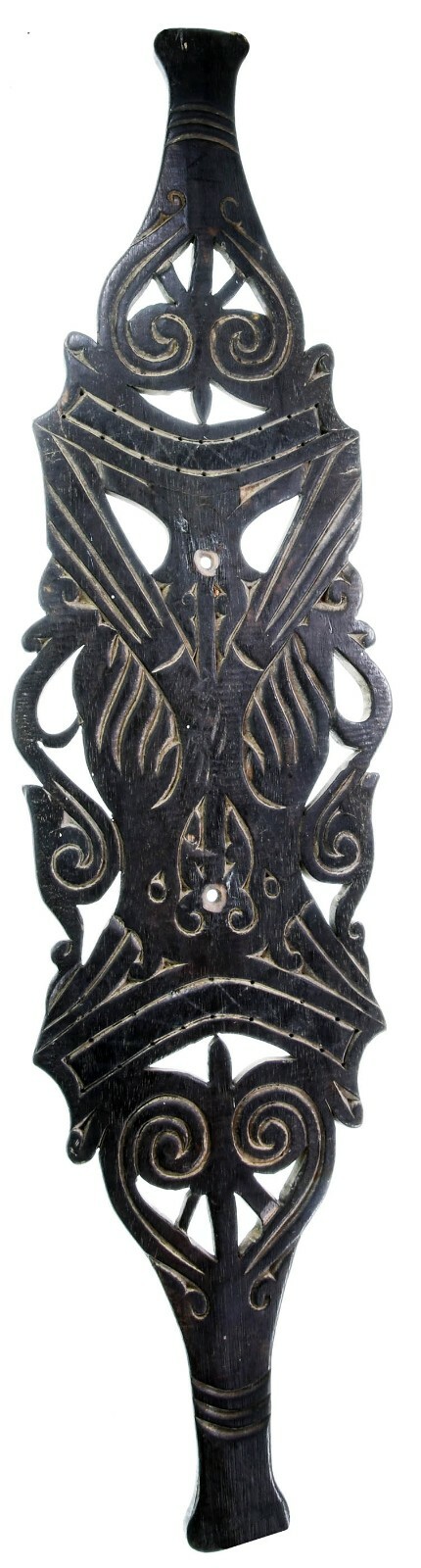 POST 1950 CARVED WOODEN DECORATIVE BORNEO DYAK/DAYAK HEADHUNTERS SHIELD #9800