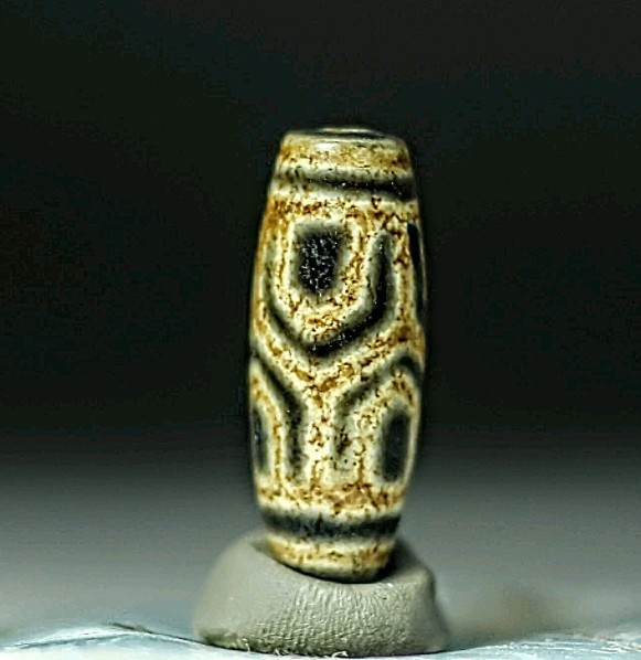 Rate Pre-1800s Indo) Tibetan Old Agate 6 Eye Lotus Motif Dzi Bead 14*39mm