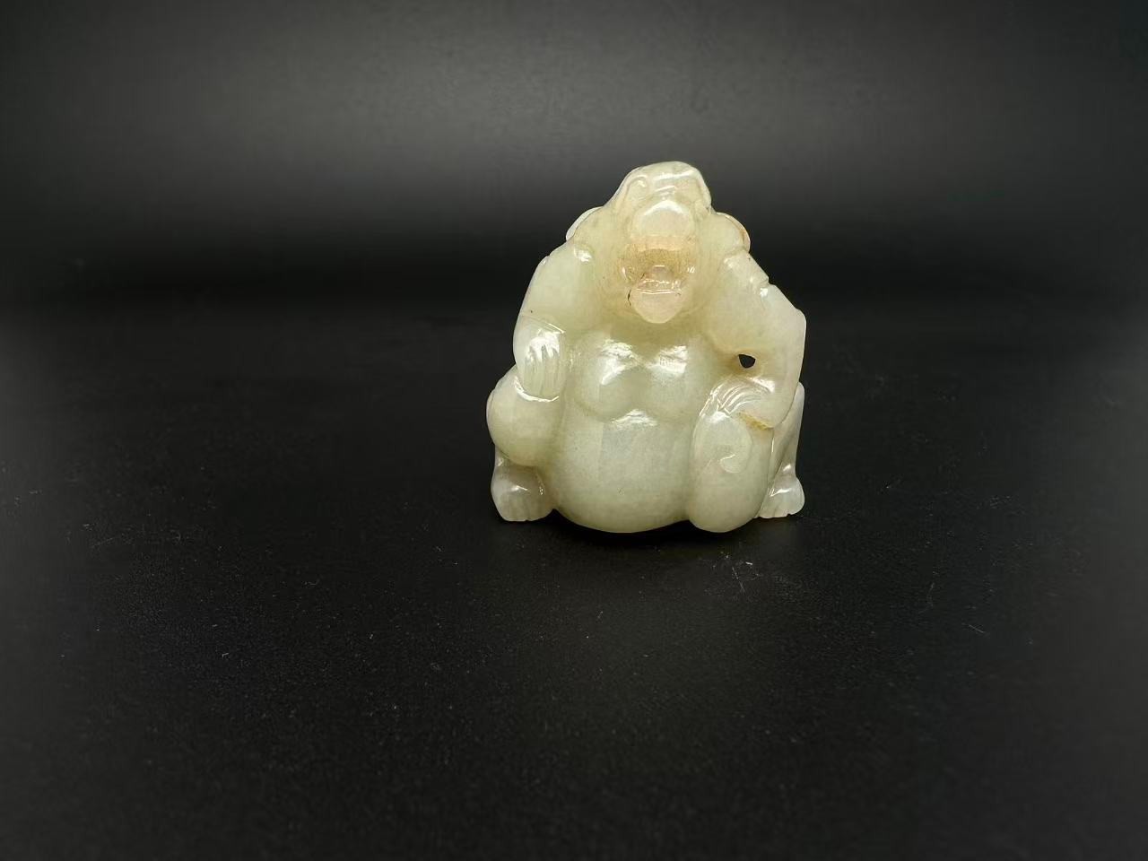 1.38-inch Chinese antique jade beast