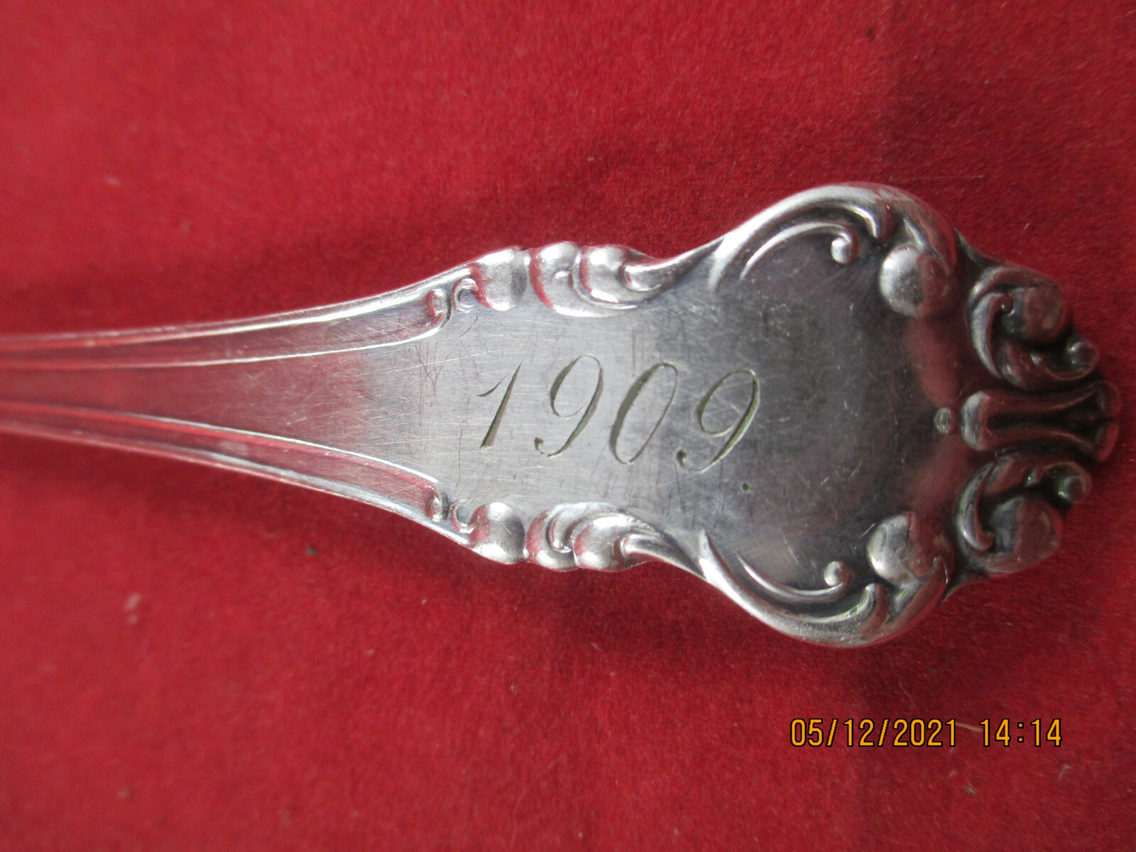 Antique Community Silver Triple Plus” 1909 St Pete” Cold Meat Serving Fork 1909
