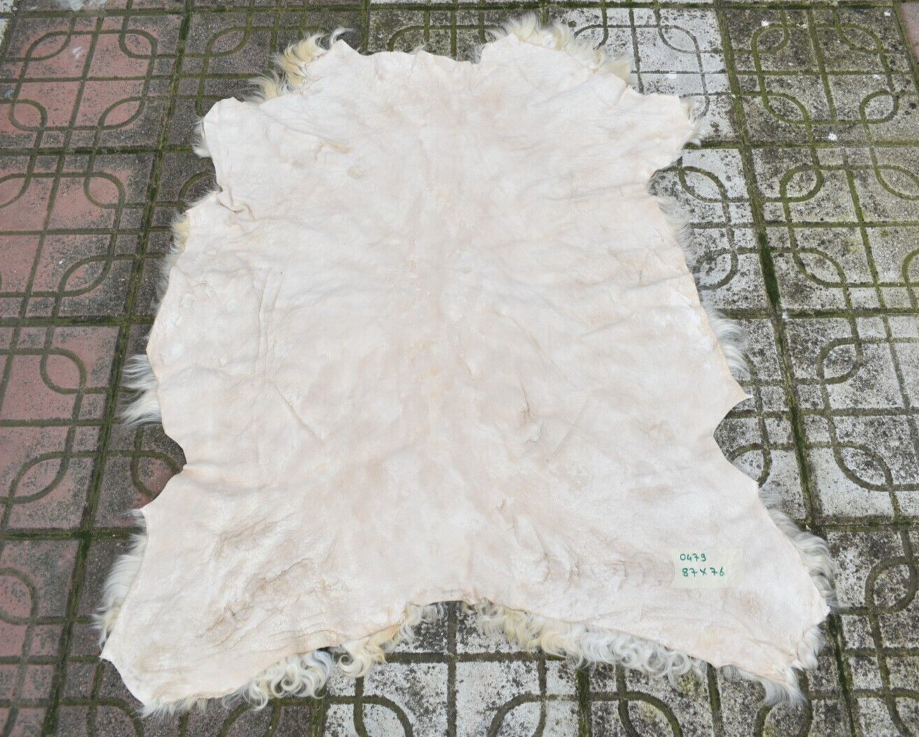 Angora Goat Leather Goatskin Fur 2 x 3 ft Pelt Hide 100% Natural Goat Skin Rug