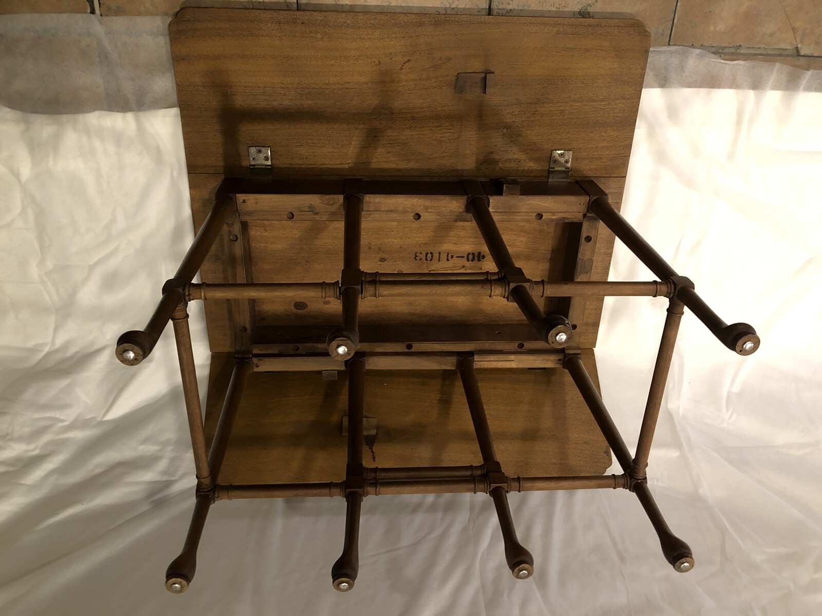 Henredon Folio Four Vintage Gate Leg Table Pembroke Drop Leaf Display Made USA