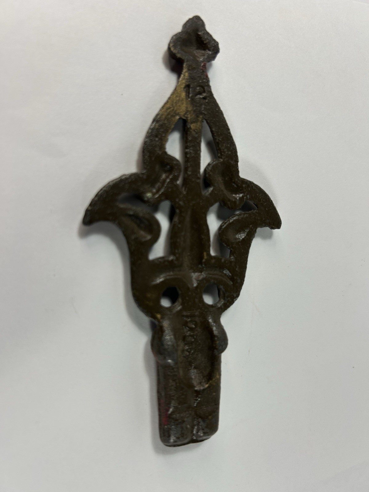 Antique Cast Iron Fleur De Lis Architectural Salvage Crest Decorative Accent
