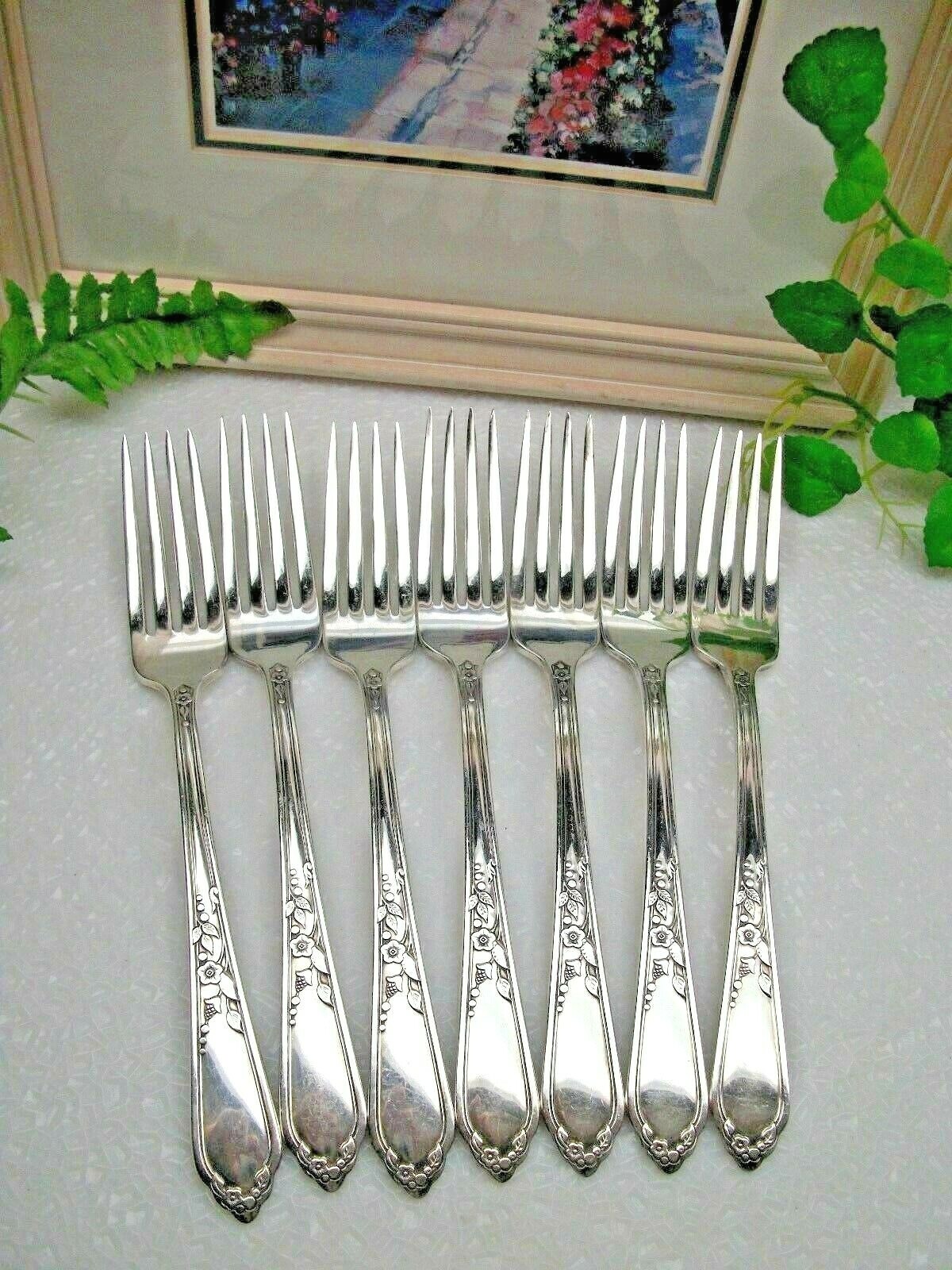 7 Oneida Silver Community Par Plate CAMILLE Silverplate Dinner Forks 1937