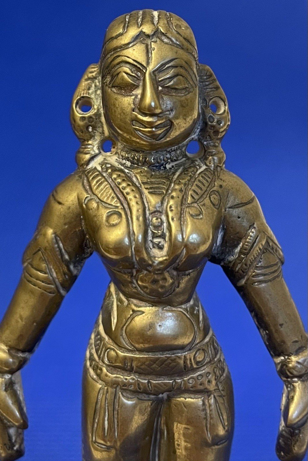 Indian solid brass female statue figurine 10cm – excellent detail – Free Post