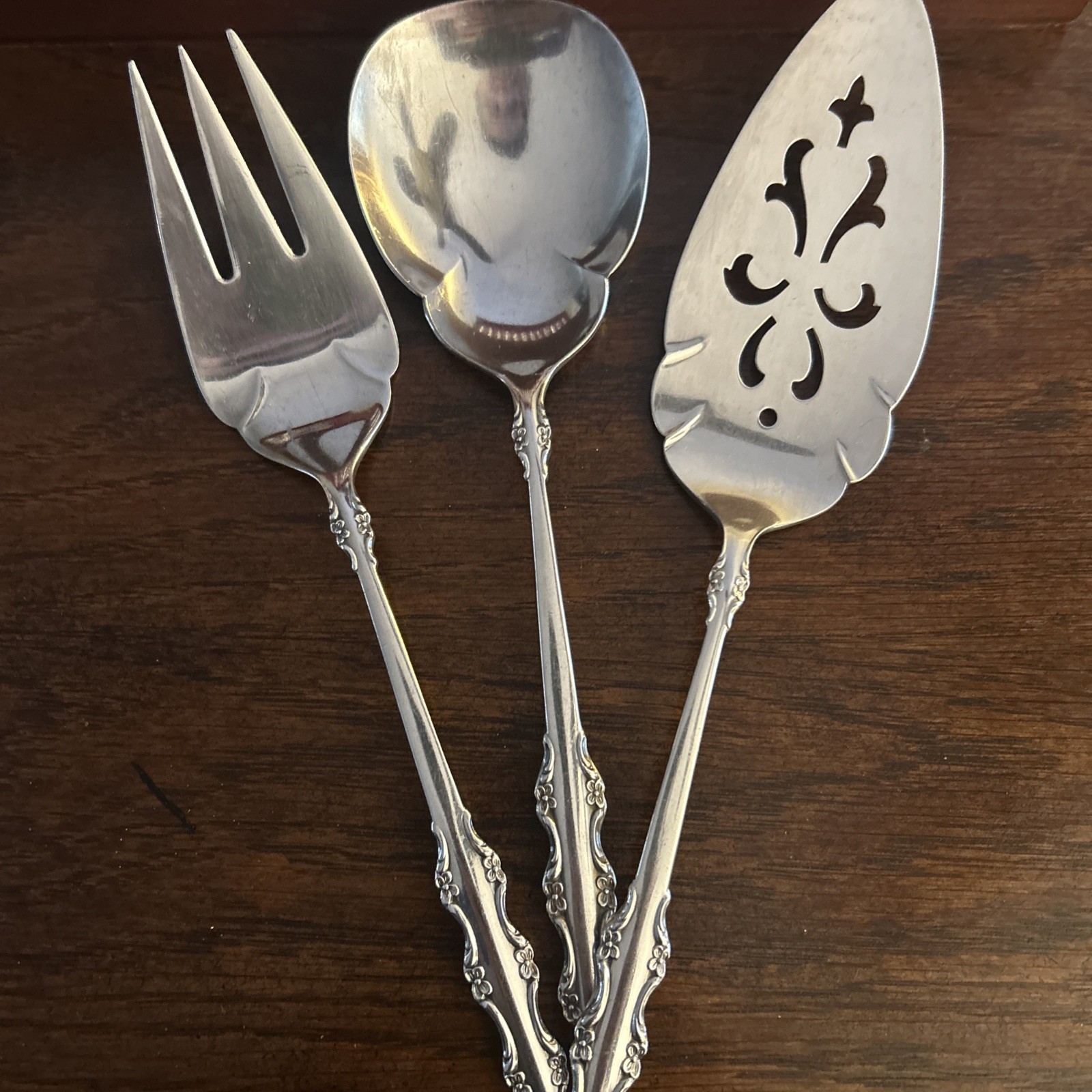 67 International Empress Deep Silver Silverplate 1969 Flatware – Sevice for 12