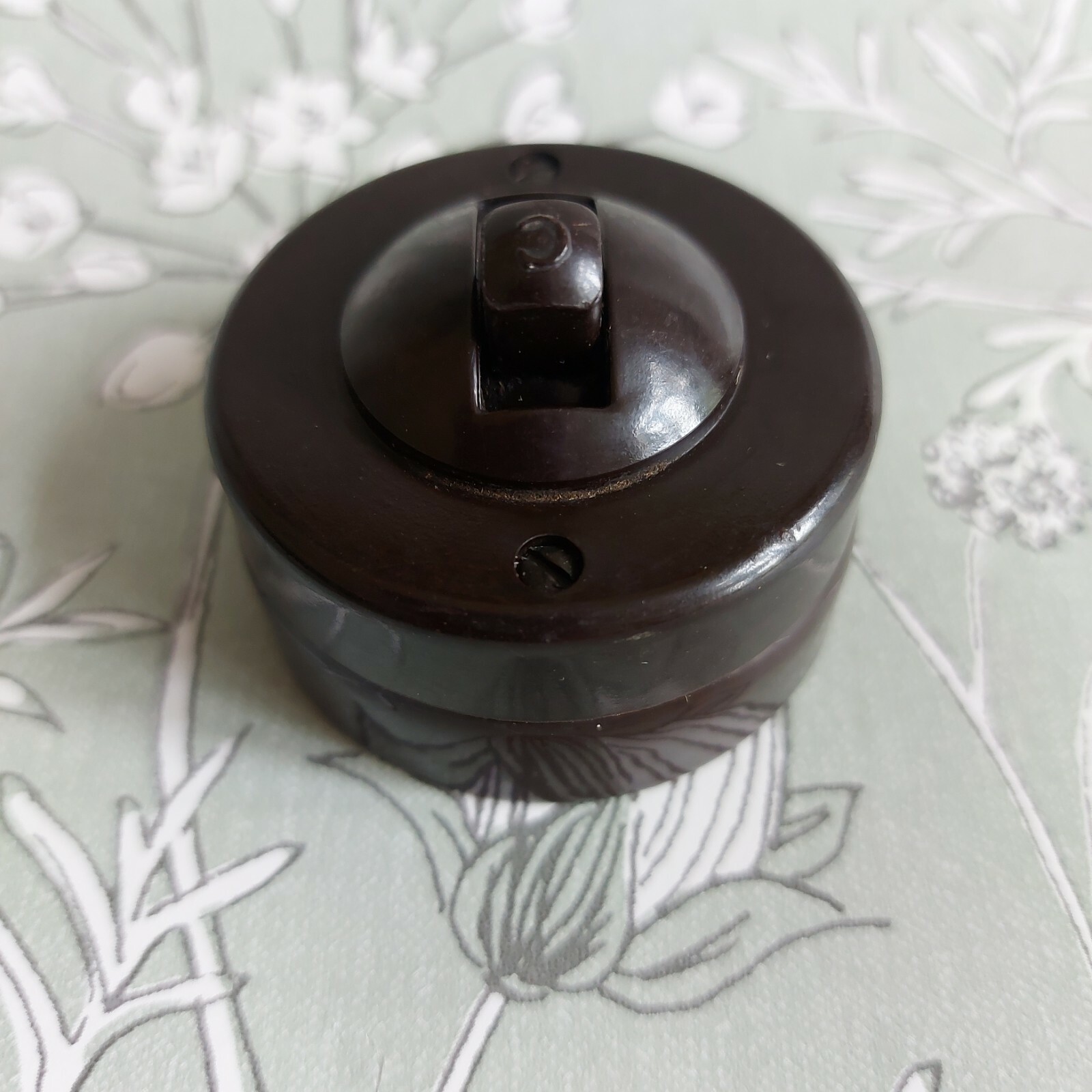 ANTIQUE ART DECO CERAMIC BAKELITE DOLLY LIGHT SWITCH CRABTREE MADE IN ENGLAND