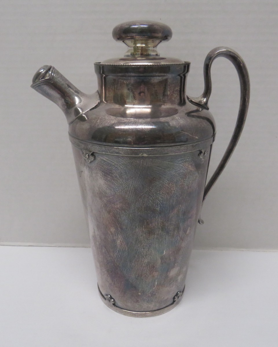 Arts & Crafts Silverplate Cocktail Shaker Wilcox International 40 oz Some dings