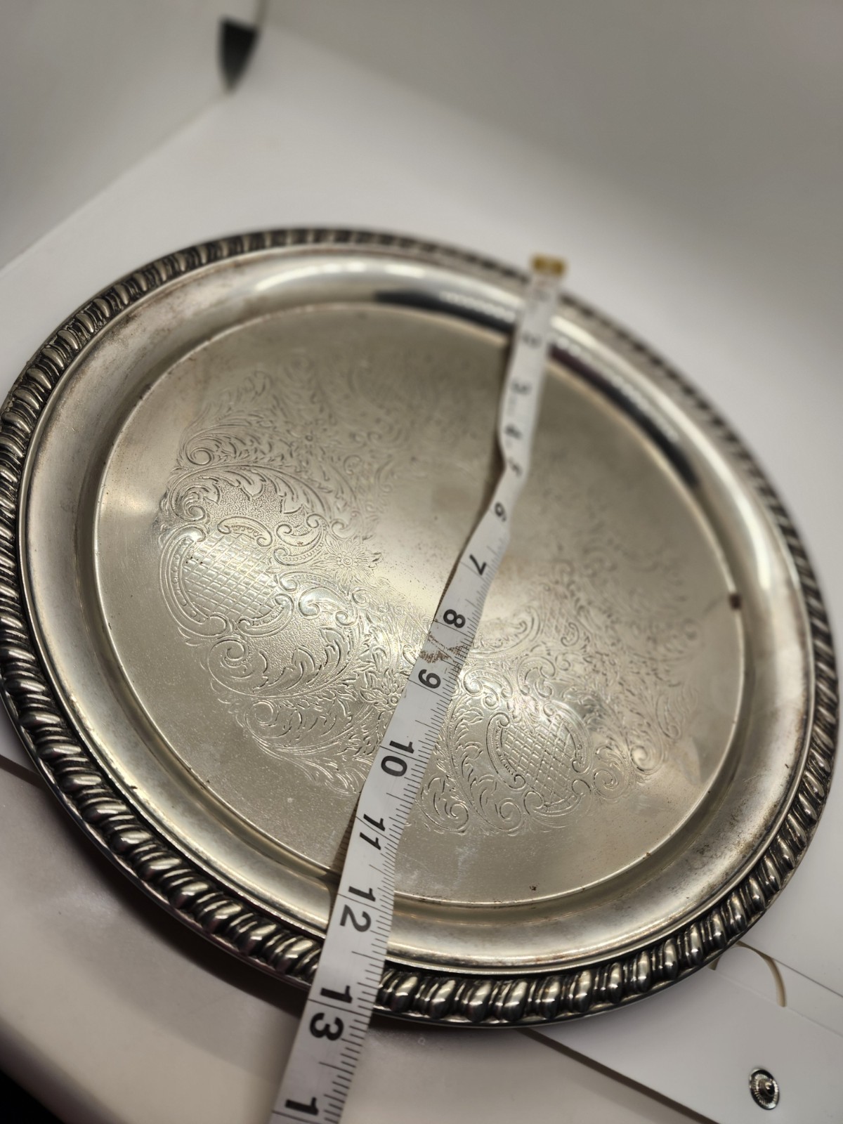Leonard Silver Plate Round Serving Tray Carved Pierced Victorian Design 13in VTG